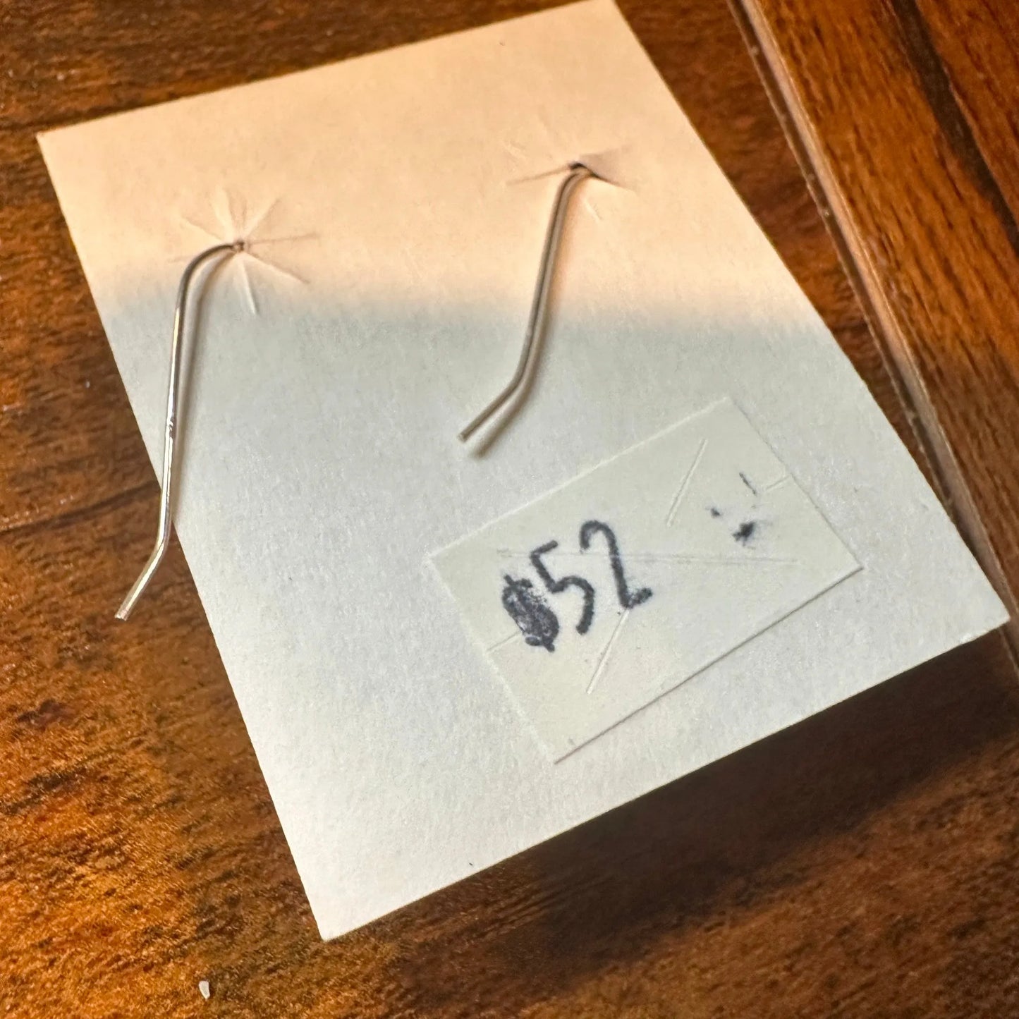 ChicTreasures: Sterling Silver & Aventurine Earrings - Silver Elegant