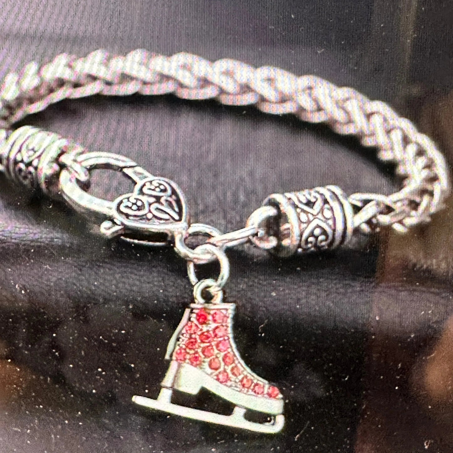 Handcrafted Artesian Link Silver Bracelet, Skating Winter Charm, Size 19CM - Silver Elegant
