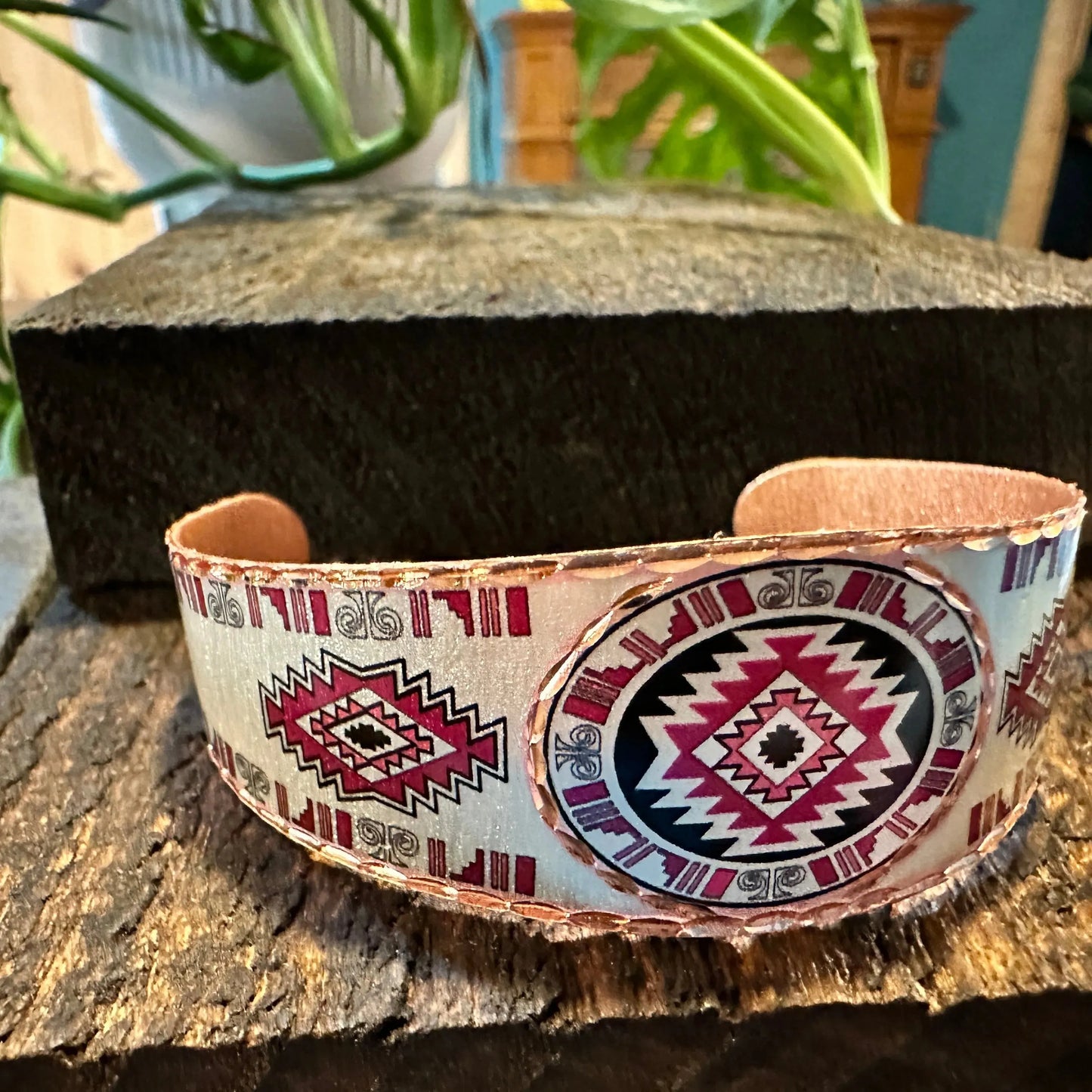 Handmade Boho Native American Cuff Bracelet, Southwest Native Bracelet, Gift Box - Silver Elegant