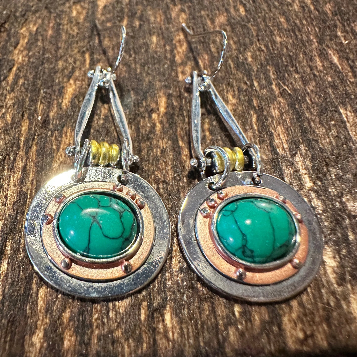 Boho Hippie Cowgirl Western Green Agate Teardrop Silver Earrings, Gift Box - Silver Elegant