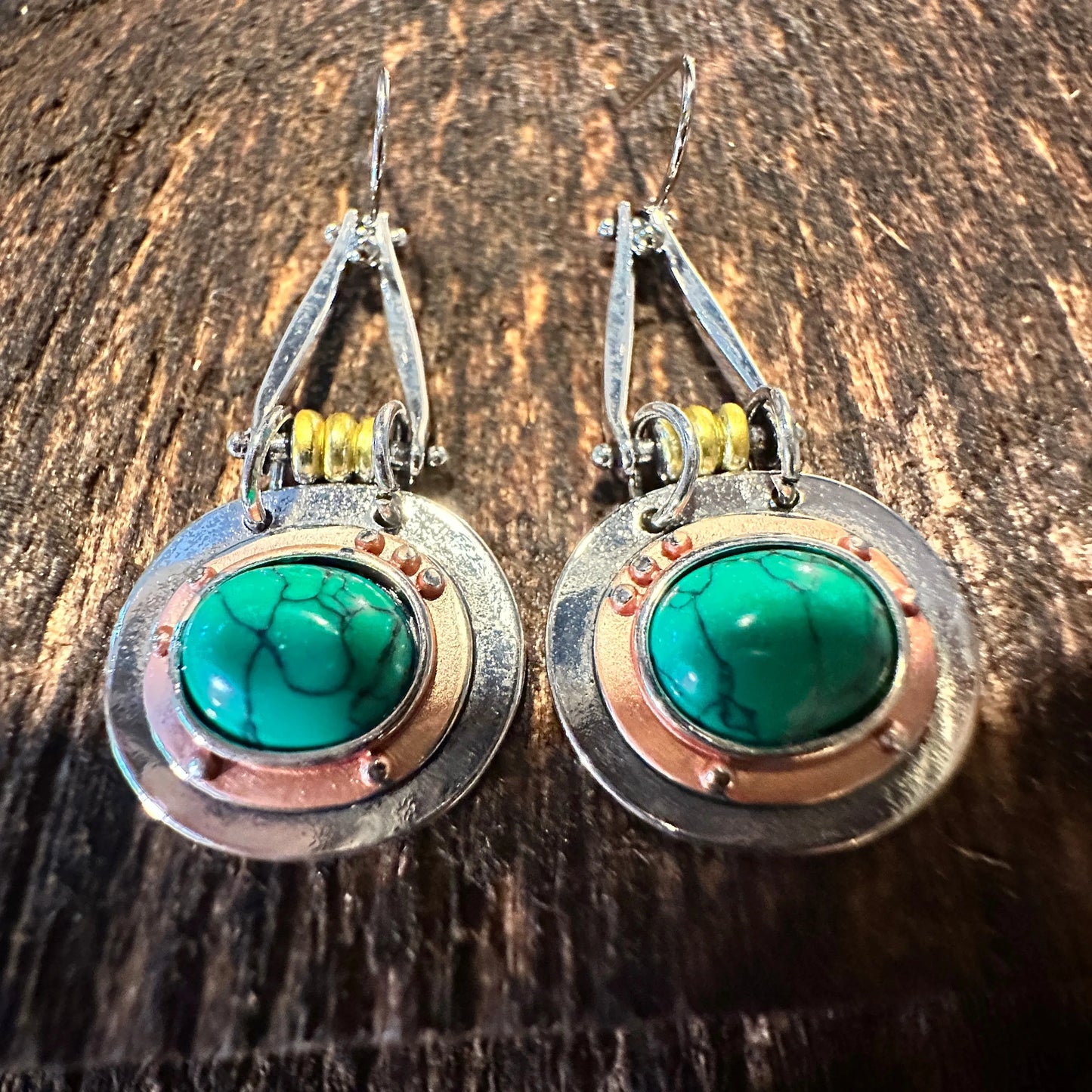 Boho Hippie Cowgirl Western Green Agate Teardrop Silver Earrings, Gift Box - Silver Elegant