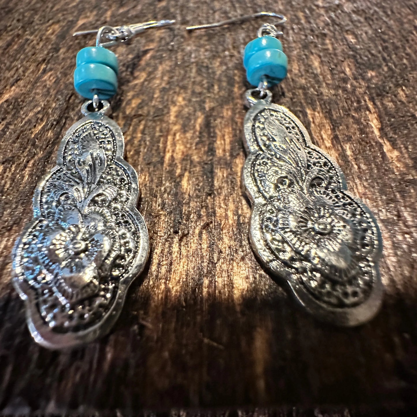Boho Hippie Cowgirl Western Turquoise Silver Teardrop Earrings, Gift Box - Silver Elegant