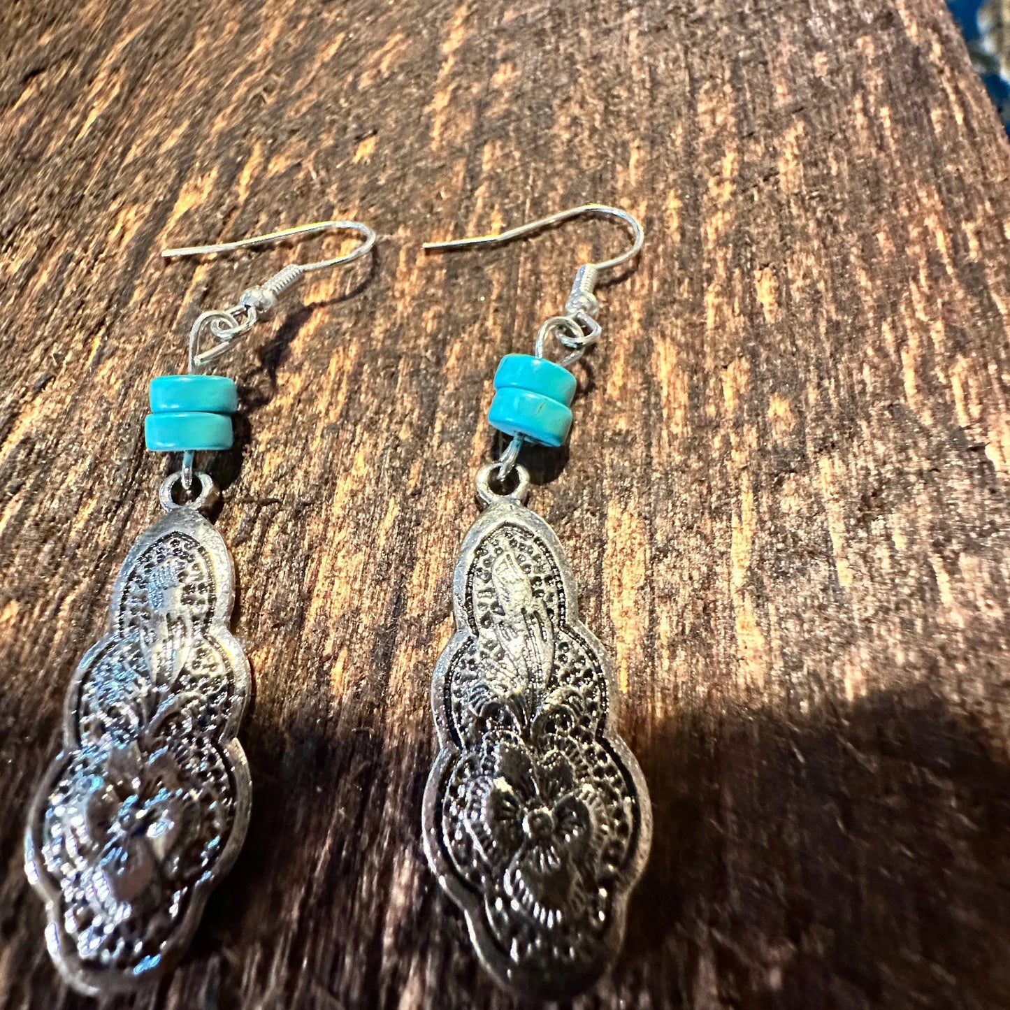 Boho Hippie Cowgirl Western Turquoise Silver Teardrop Earrings, Gift Box - Silver Elegant
