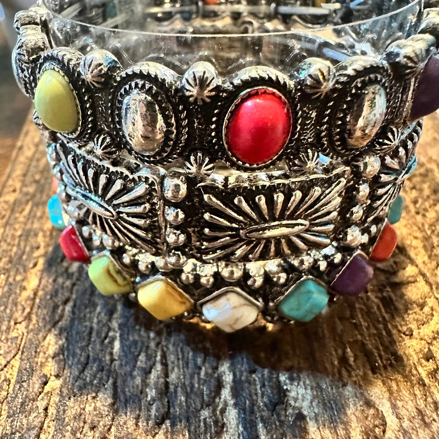 Boho Western Concho Bracelet, Navajo Pearl Beaded Stretch Cuff Bracelet, Gift Box - Silver Elegant