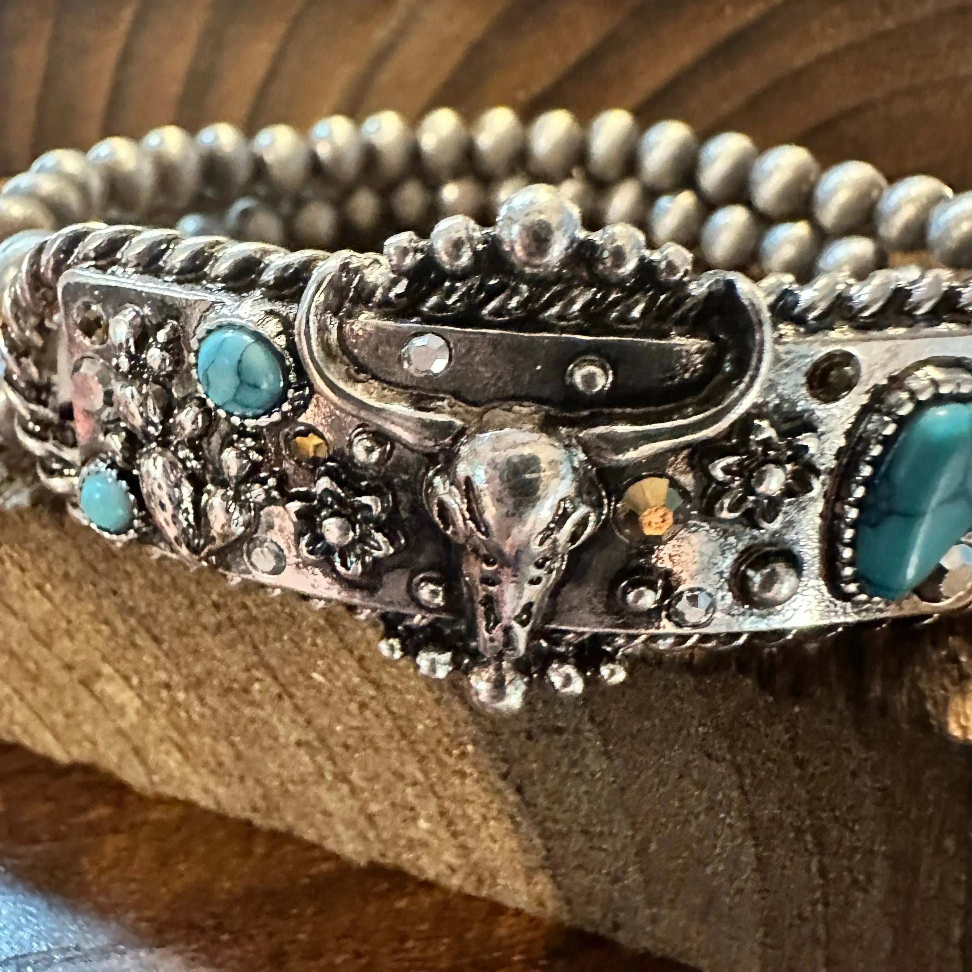 Handcrafted Boho Rodeo Bracelet, Western Navajo Rhinestone Turquoise Stretch Bracelet, Gift Box - Silver Elegant