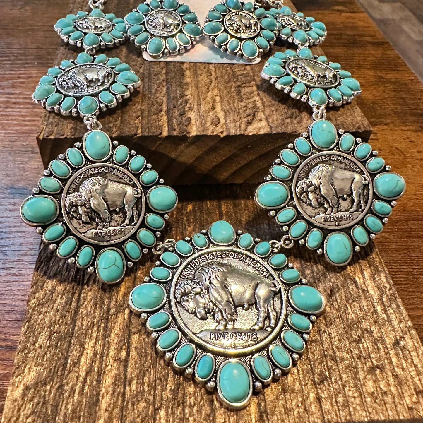 Rustic Chic: Boho Buffalo Turquoise Necklace & Earring Set - Silver Elegant