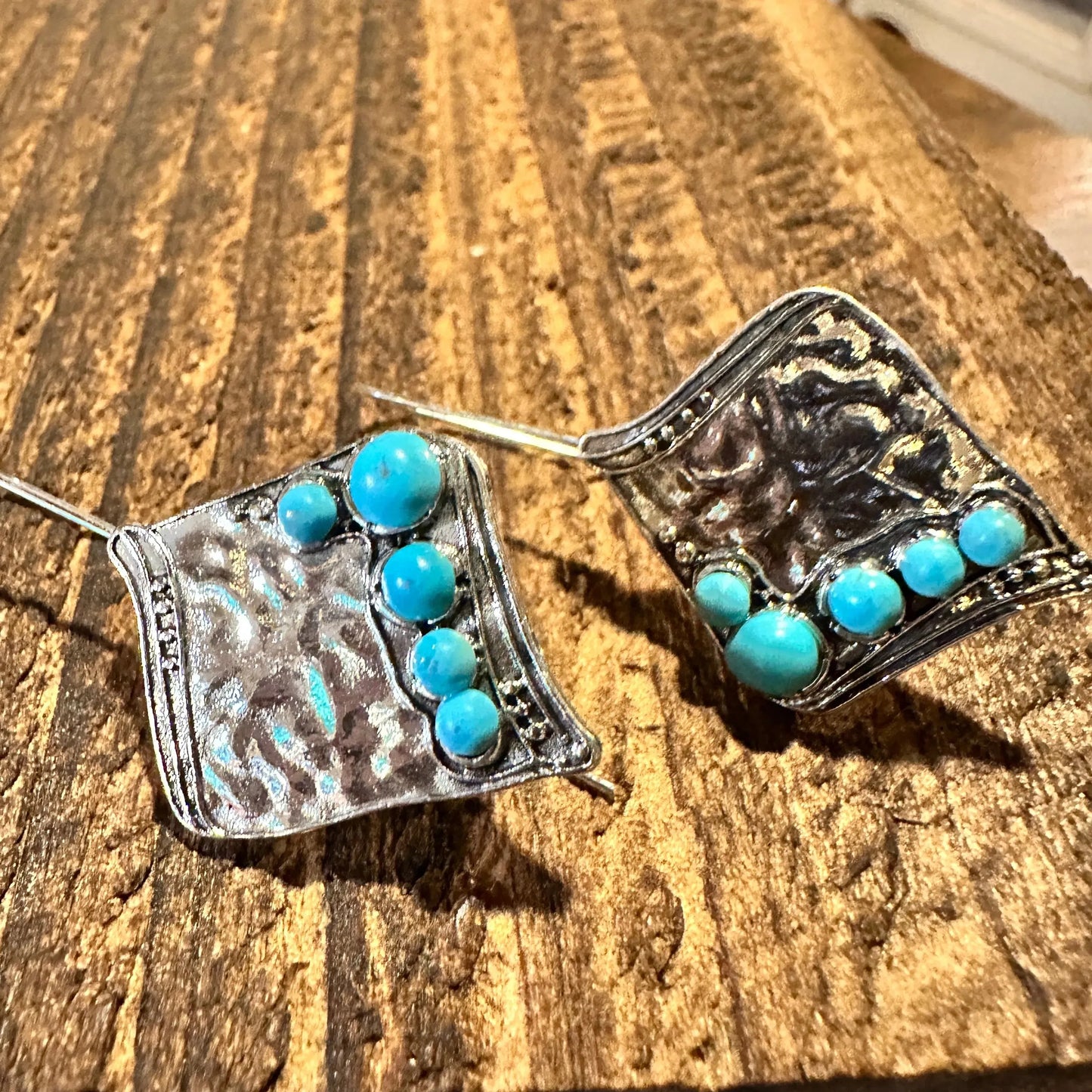 Boho Western Cowgirl Handcrafted Turquoise Wire Drop Silver Earrings, Gift box - Silver Elegant