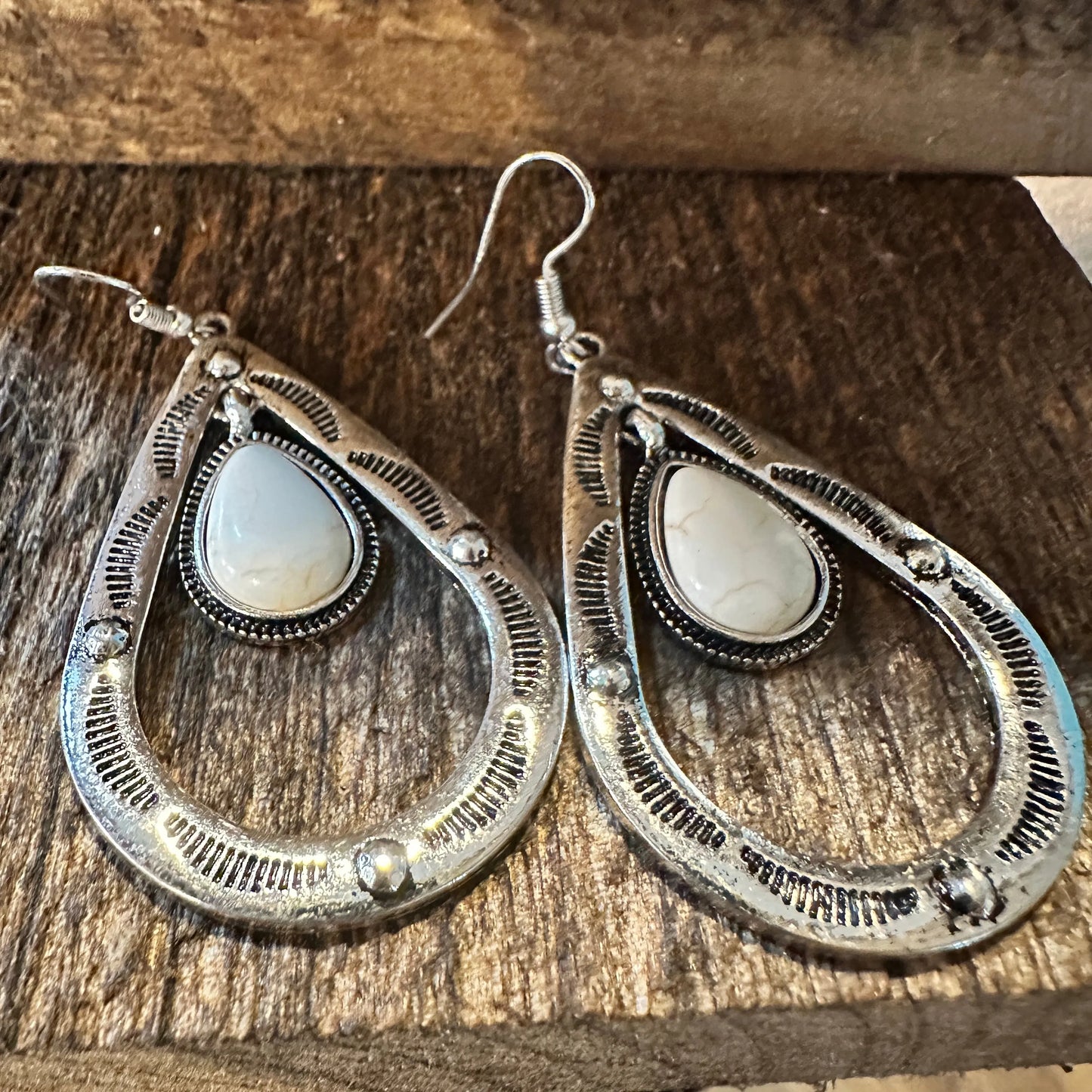 Boho Hippie Cowgirl Western Stamped White Stone Teardrop Silver Earrings, Gift Box - Silver Elegant