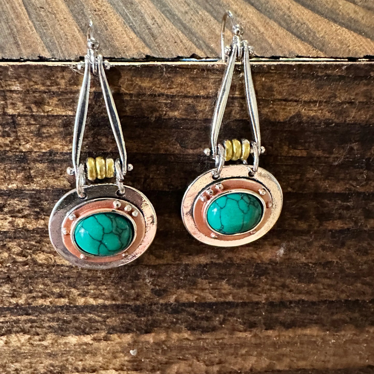 Boho Hippie Cowgirl Western Green Agate Teardrop Silver Earrings, Gift Box - Silver Elegant