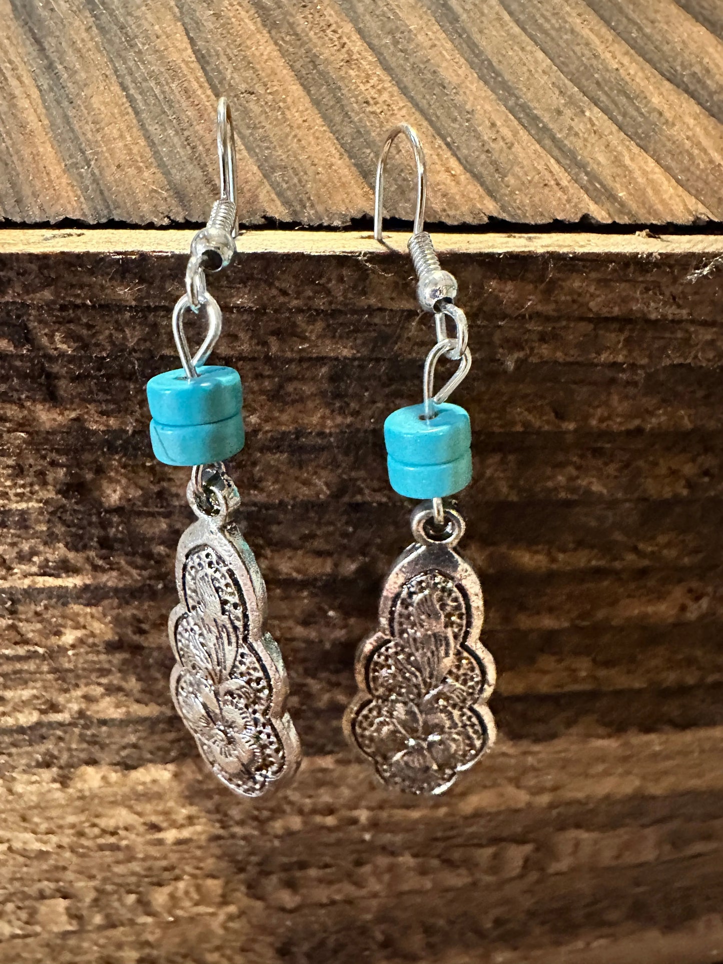 Boho Hippie Cowgirl Western Turquoise Silver Teardrop Earrings, Gift Box - Silver Elegant