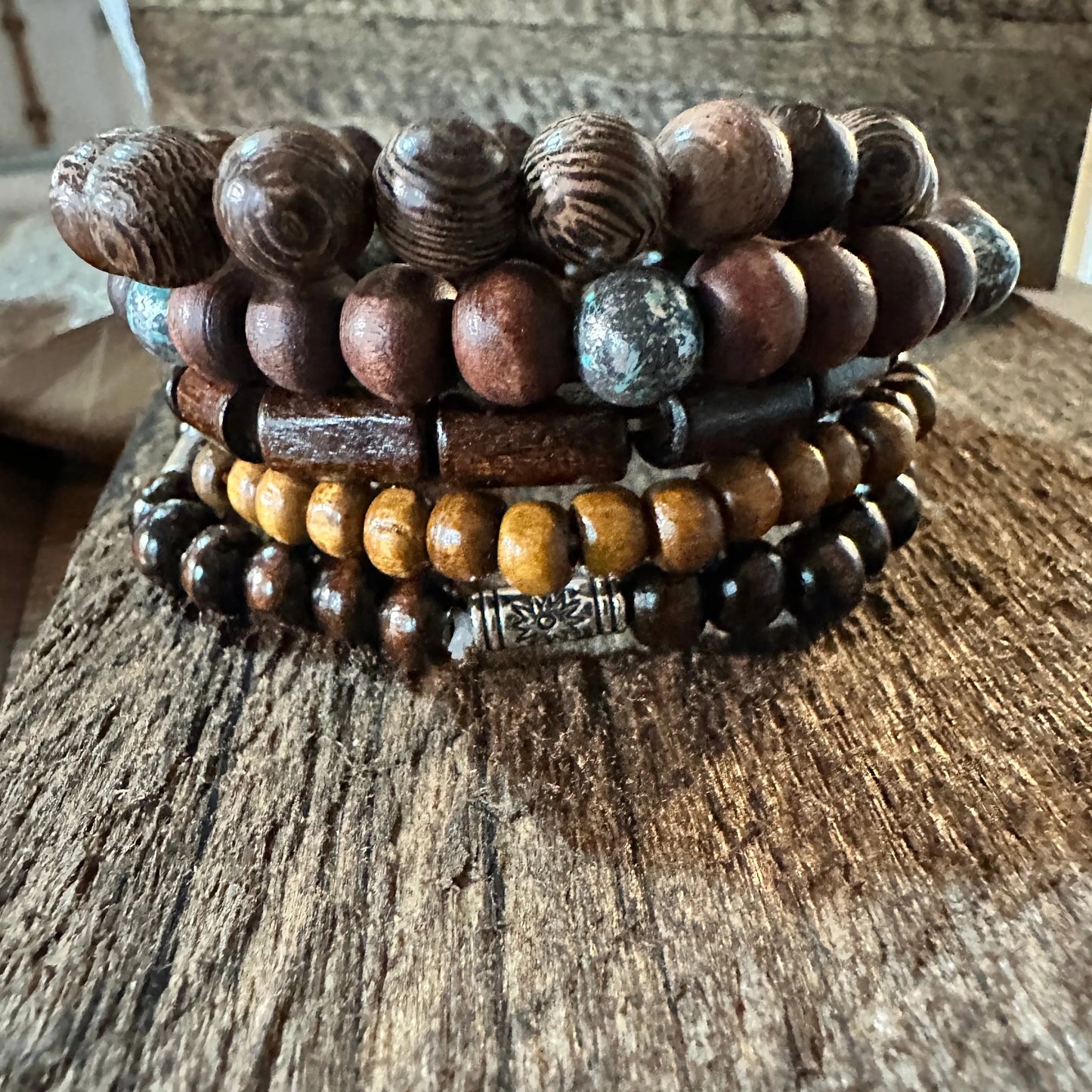 Hippie Bracelet Set featuring chic brown wooden beads and natural coconut shell elements, stretch design, 5 pieces, and a gift box. - Silver Elegant