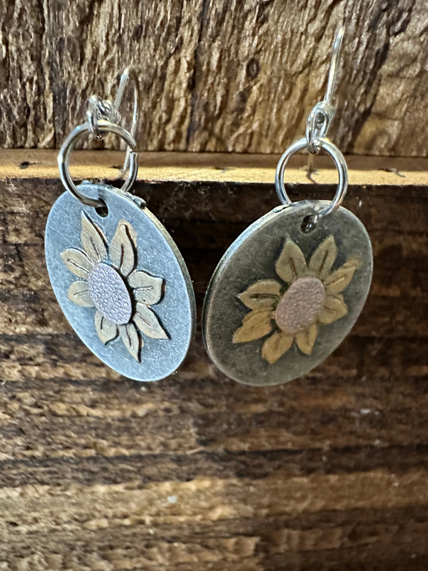 Boho Hippie Sunflower Western Silver Drop Wire Earrings, Gift Box - Silver Elegant