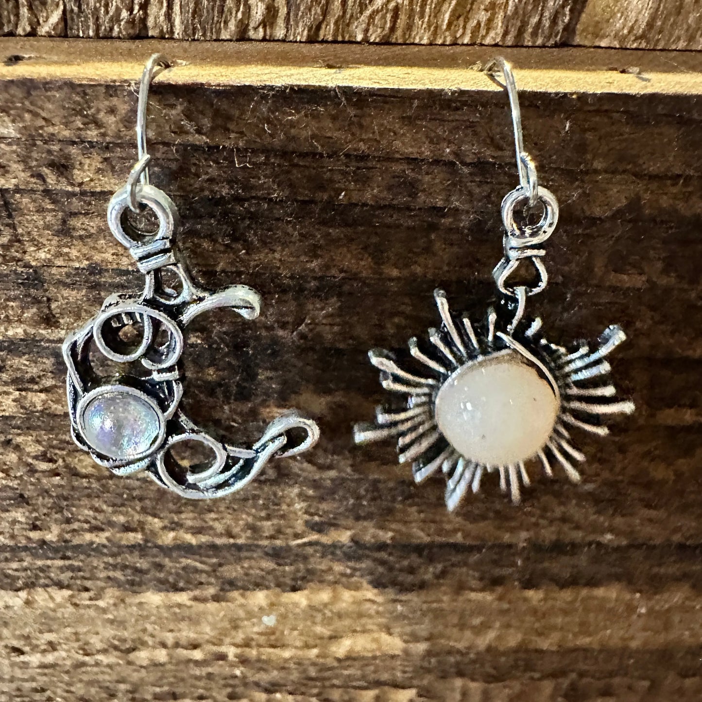 Boho Hippie Western Sun & Moon Opal Stone Silver Drop Wire Earrings, Gift Box - Silver Elegant