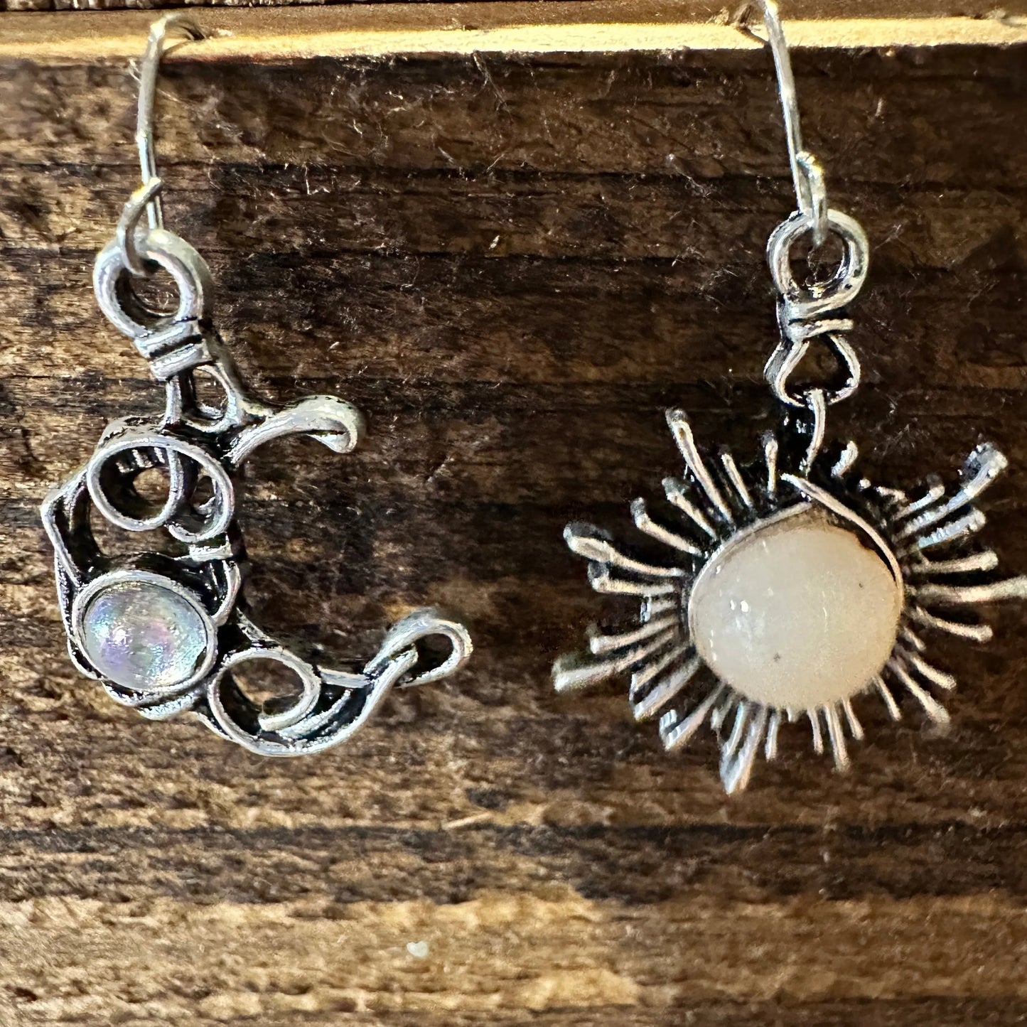 Boho Hippie Western Sun & Moon Opal Stone Silver Drop Wire Earrings, Gift Box - Silver Elegant