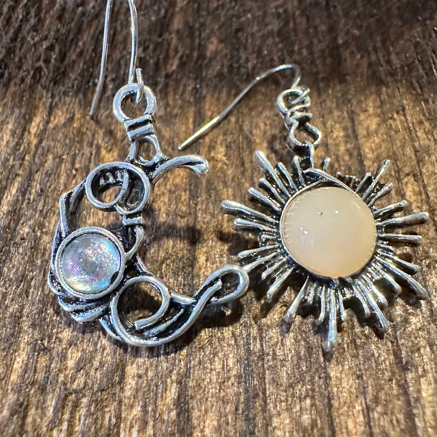 Boho Hippie Western Sun & Moon Opal Stone Silver Drop Wire Earrings, Gift Box - Silver Elegant