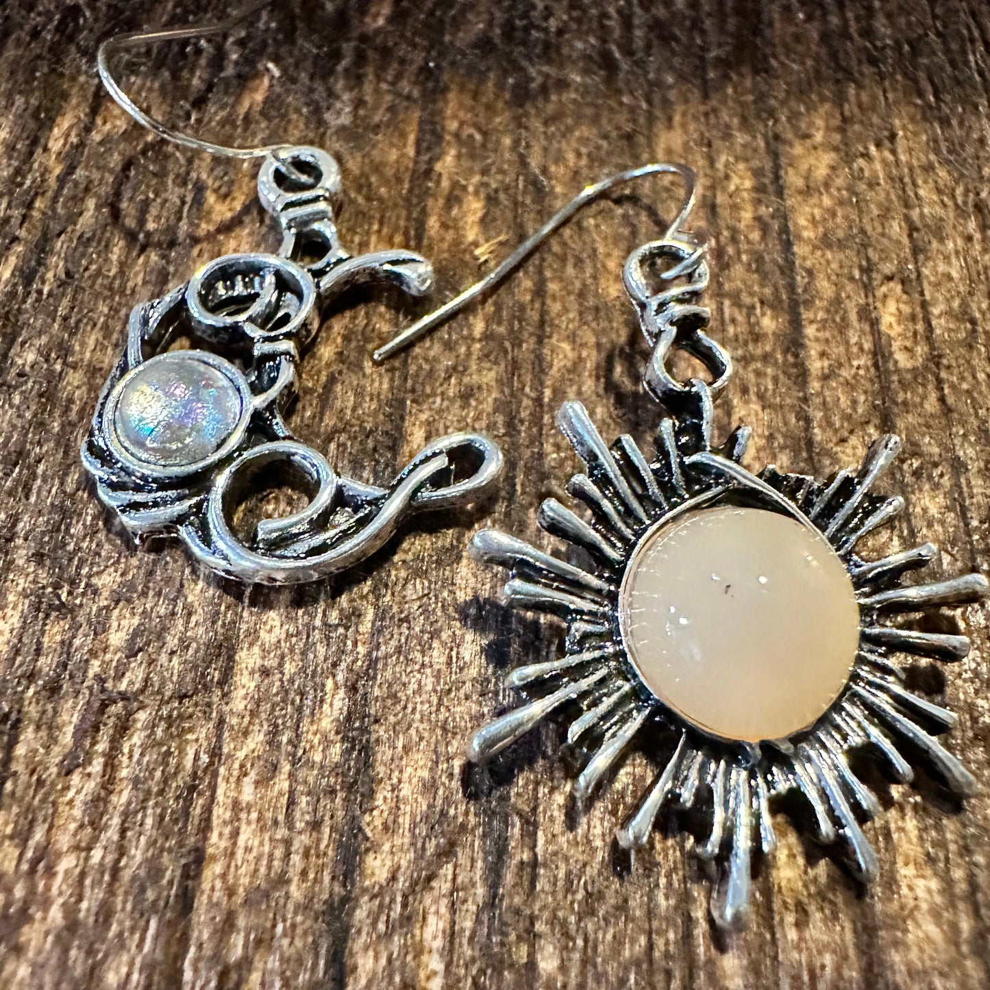 Boho Hippie Western Sun & Moon Opal Stone Silver Drop Wire Earrings, Gift Box - Silver Elegant