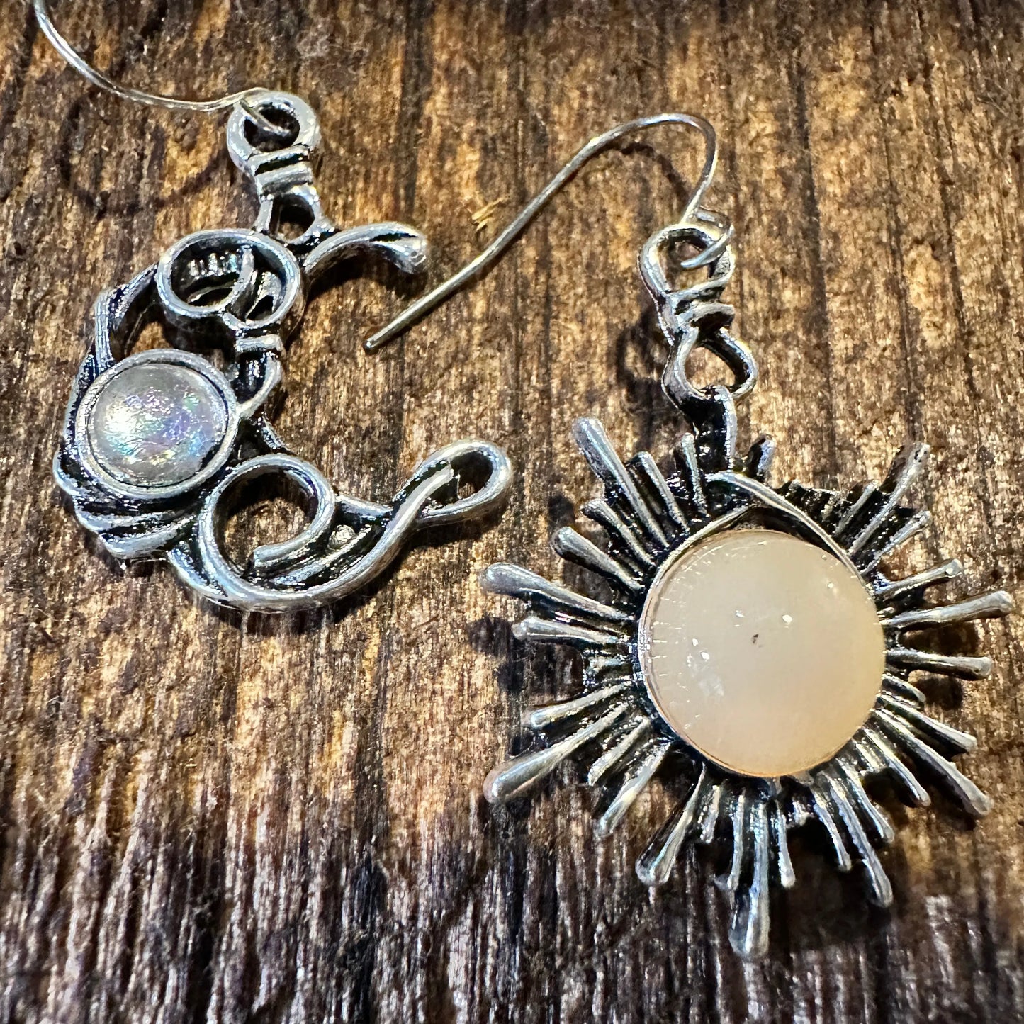Boho Hippie Western Sun & Moon Opal Stone Silver Drop Wire Earrings, Gift Box - Silver Elegant