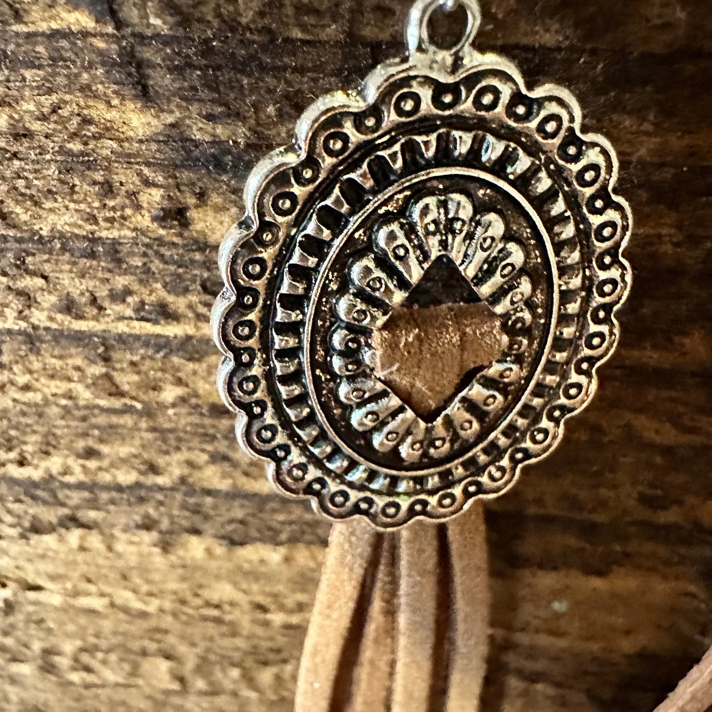 Boho Hippie Western Conch Tribal Silver Drop Wire Earrings, Brown Leather, Gift Box - Silver Elegant