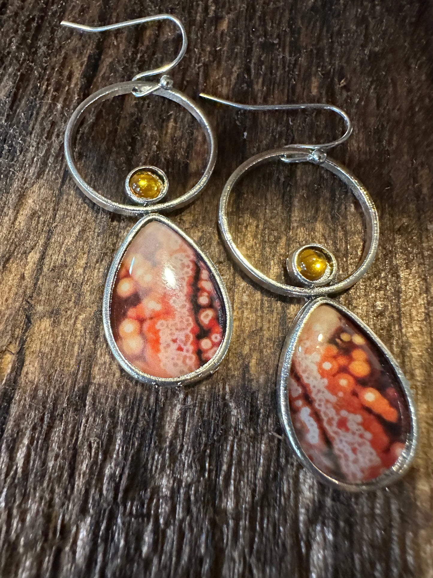 Boho Hippie Western Delicate Pink Floral Circle Silver Drop Wire Earrings, Gift Box - Silver Elegant