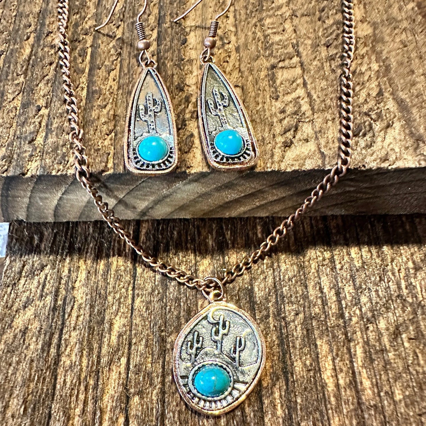 Boho SouthWestern Cowgirl Copper Turquoise Cactus Necklace/Drop Earring Set, Gift Box - Silver Elegant