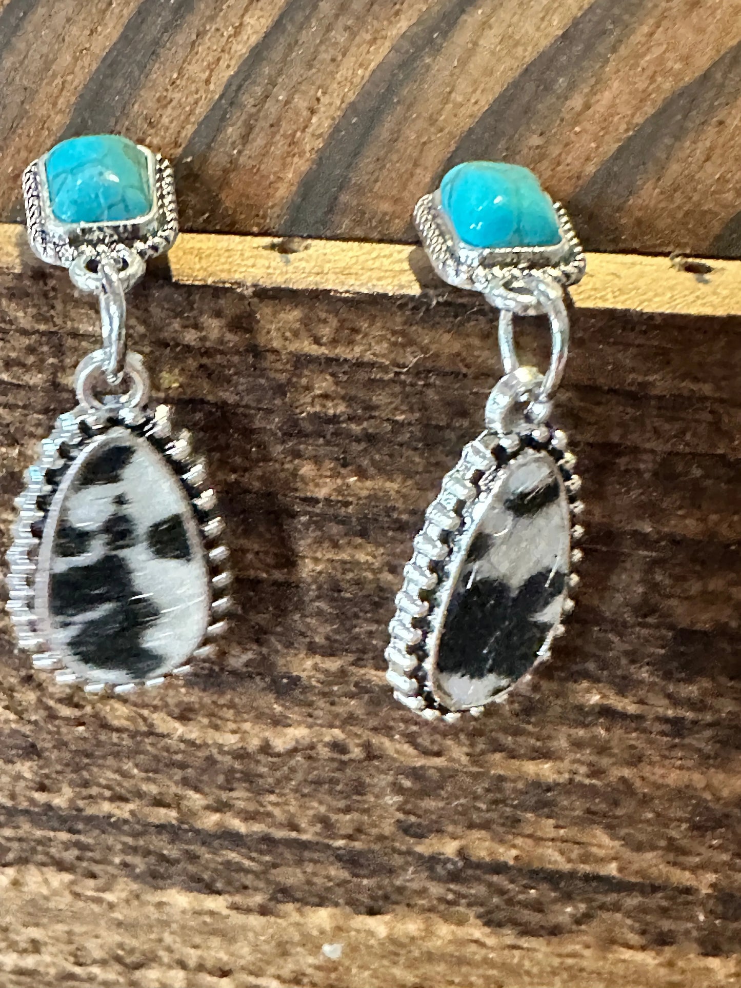Boho Hippie Western Cowgirl Turquoise Stone Silver Drop Stud Earrings, Gift Box - Silver Elegant
