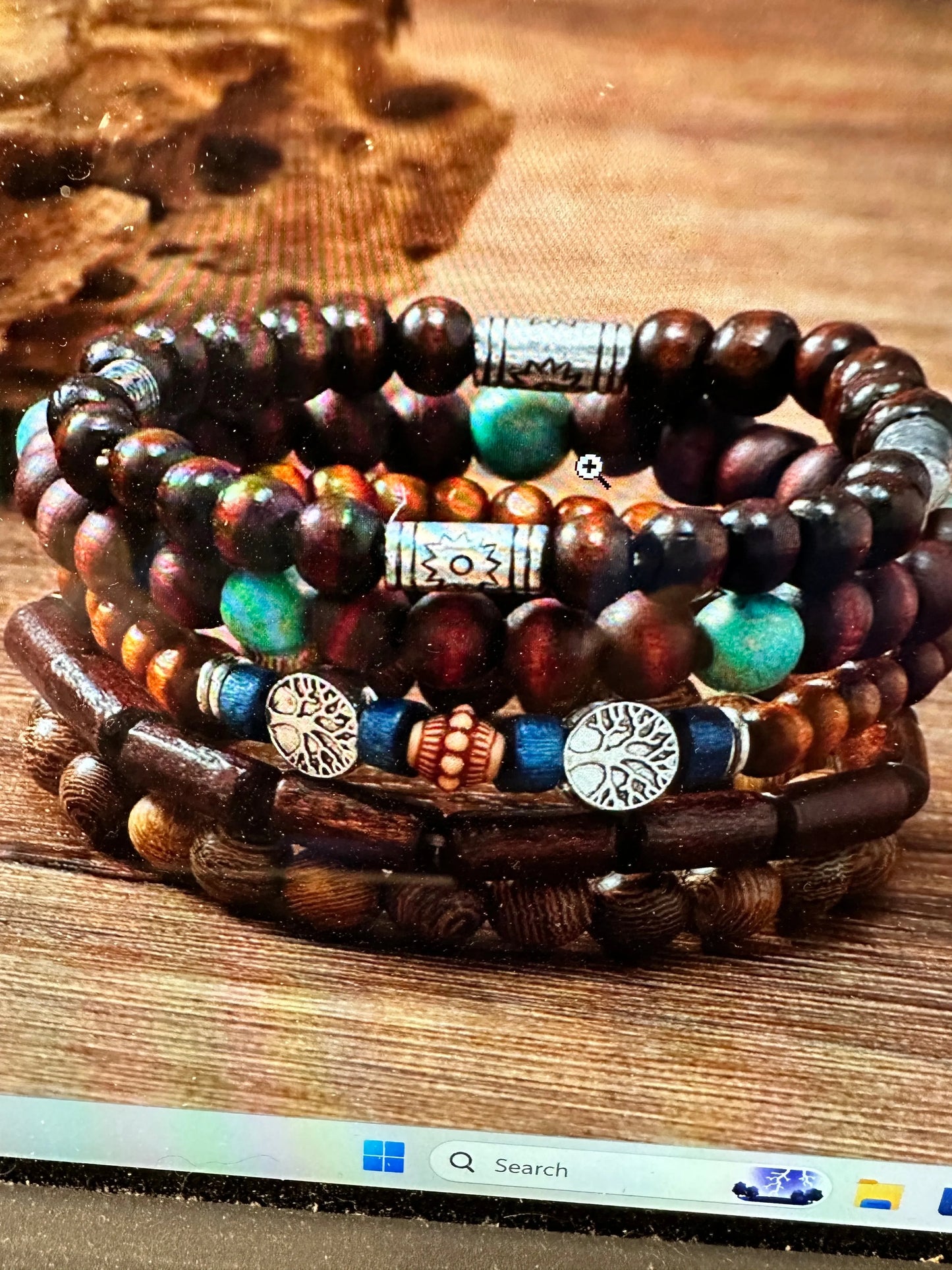 Hippie Bracelet Set featuring chic brown wooden beads and natural coconut shell elements, stretch design, 5 pieces, and a gift box. - Silver Elegant