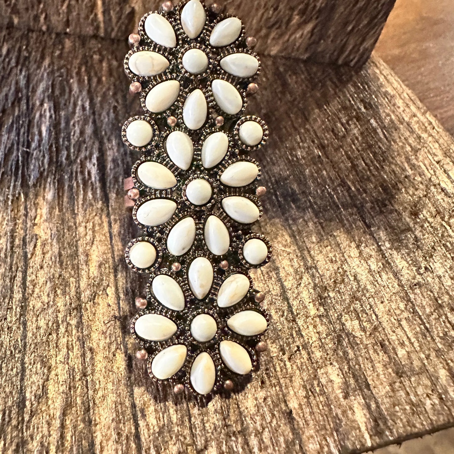 Western Boho Hippie Triple Stone Floral Concho Cuff Ring: Copper White, Gift Box - Silver Elegant