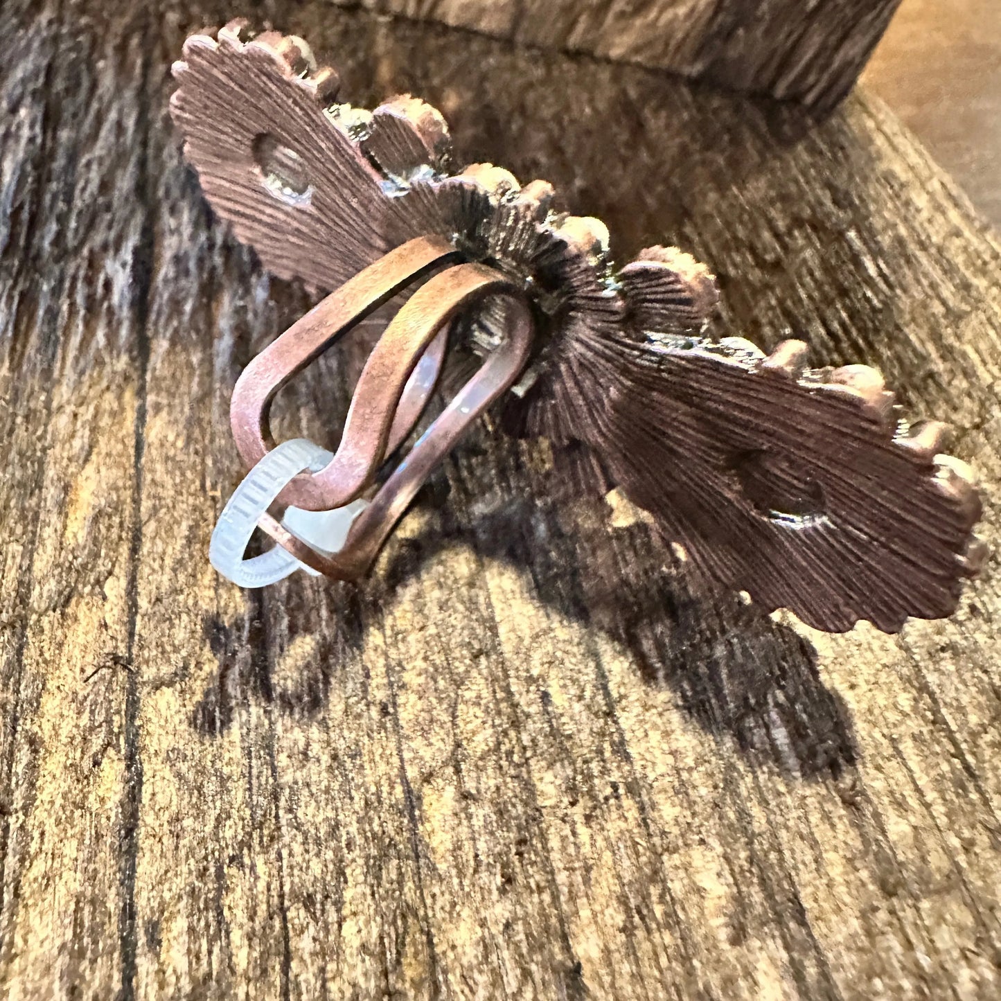 Western Boho Hippie Triple Stone Floral Concho Cuff Ring: Copper White, Gift Box - Silver Elegant