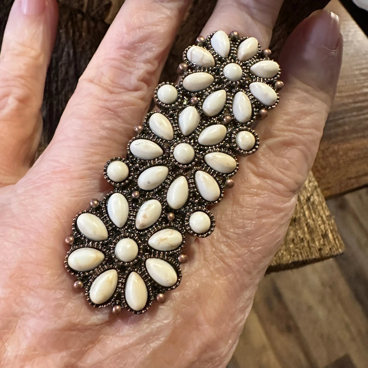 Western Boho Hippie Triple Stone Floral Concho Cuff Ring: Copper White, Gift Box - Silver Elegant