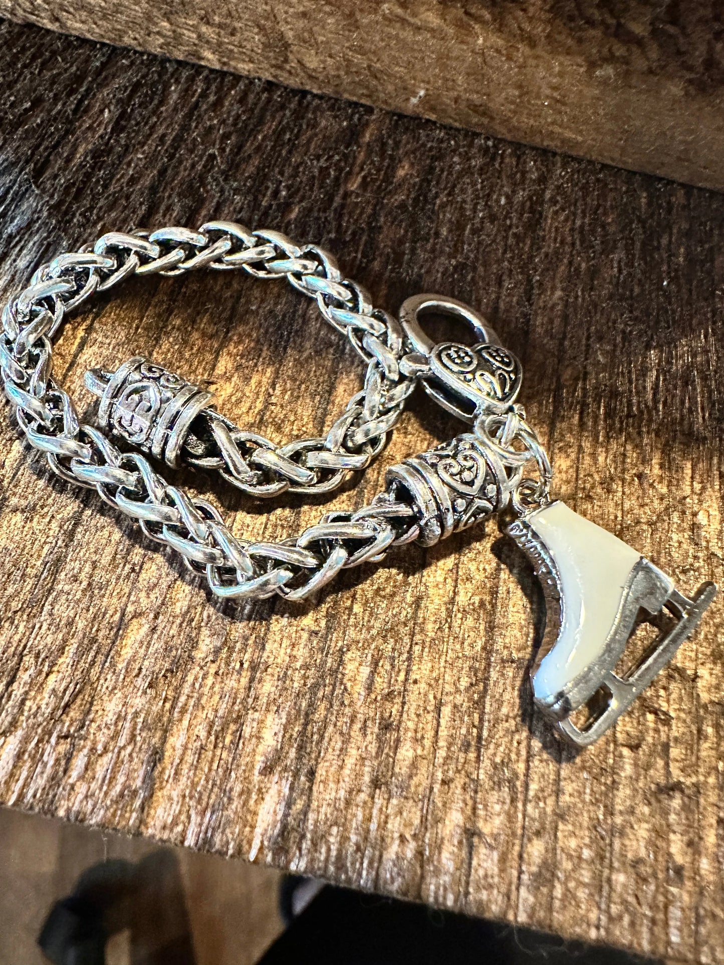 Handcrafted Artesian Link Silver Bracelet, Skating Winter Charm, Size 19CM - Silver Elegant