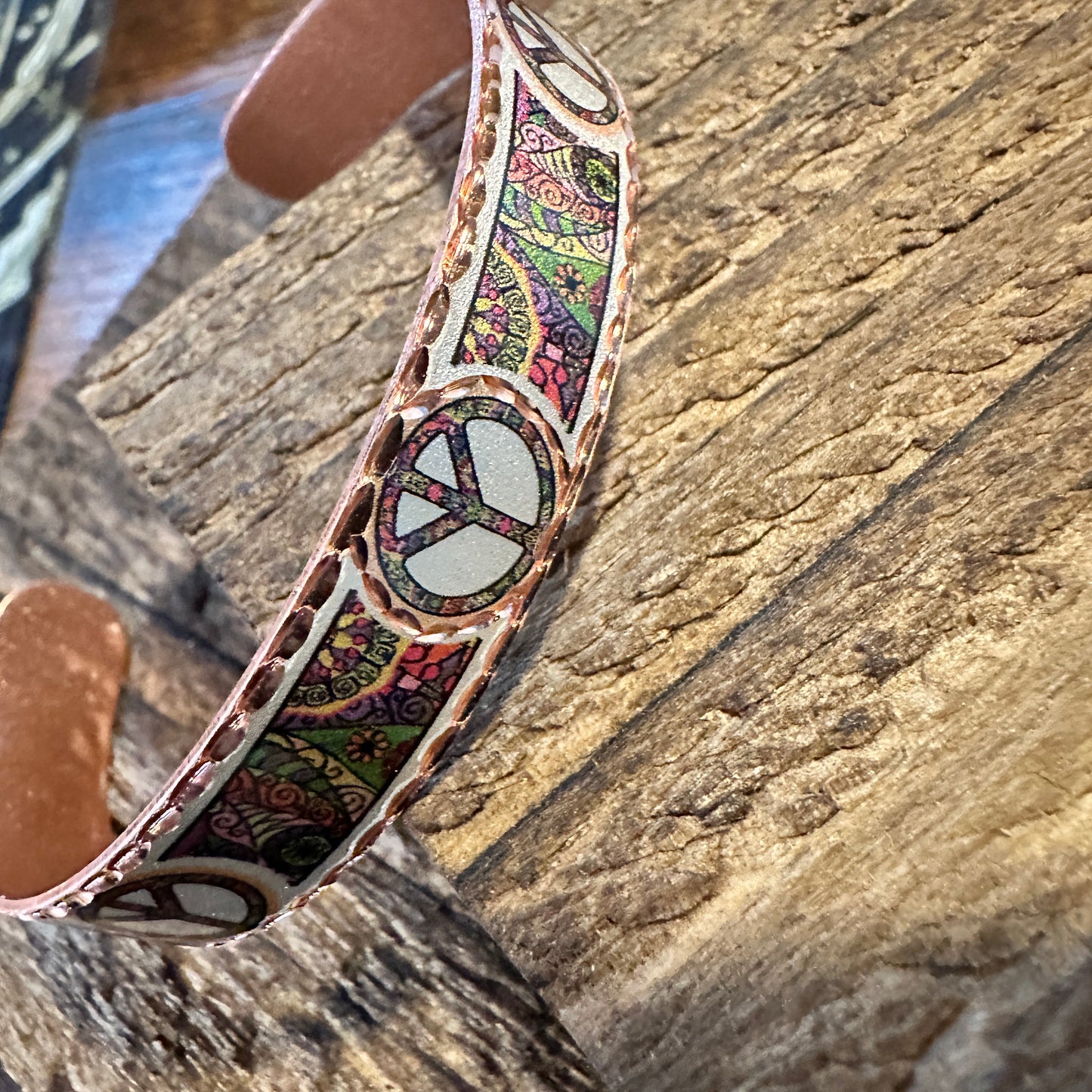 Handmade Boho Copper Narrow Cuff Bracelet, Diamond Cut Hippie Peace Design, Gift Box - Silver Elegant