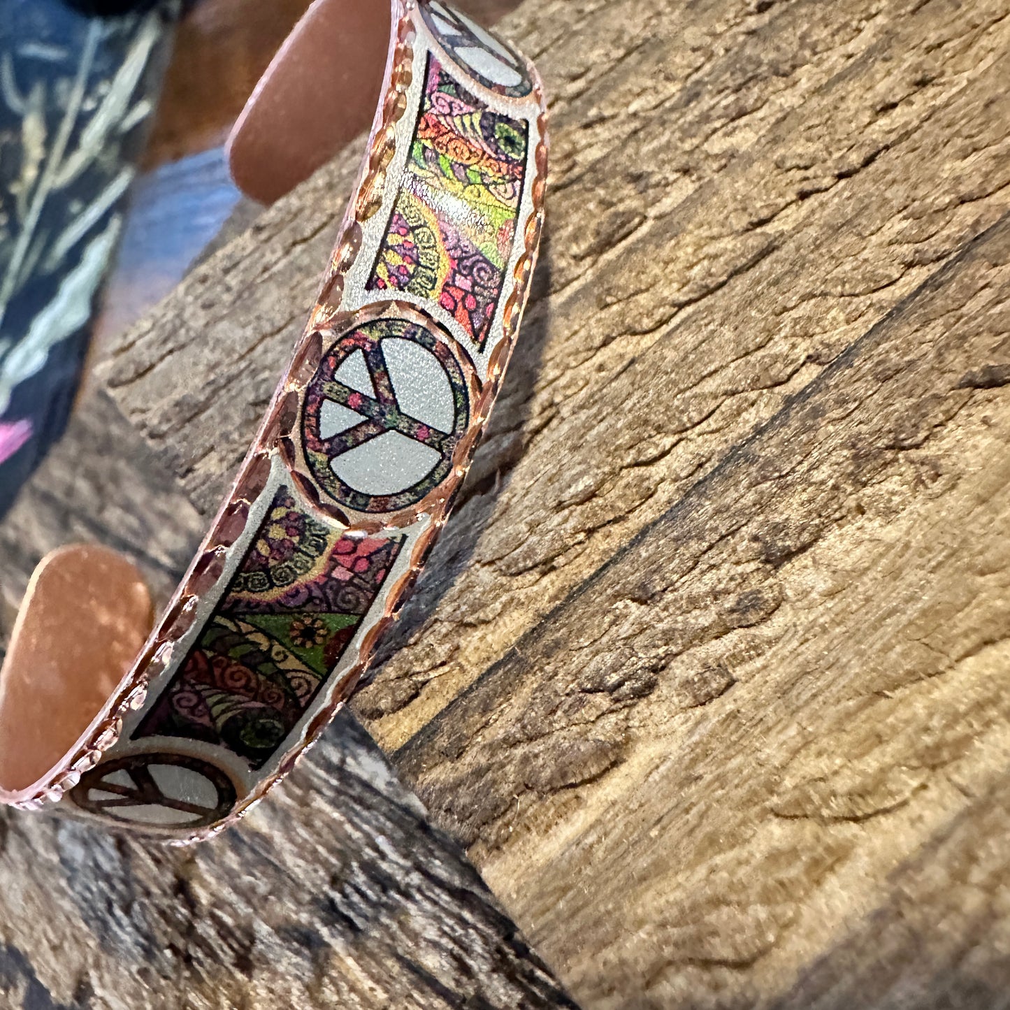 Handmade Boho Copper Narrow Cuff Bracelet, Diamond Cut Hippie Peace Design, Gift Box - Silver Elegant