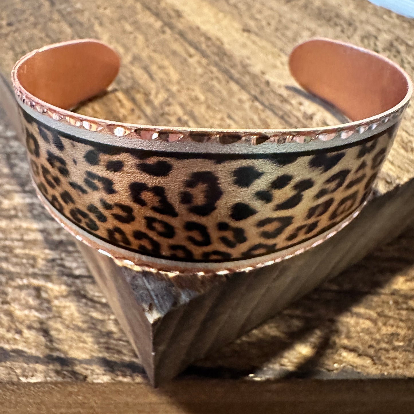 Handmade Boho Copper Wide Cuff Bracelet, Diamond Cut Leopard Design, Gift Box - Silver Elegant