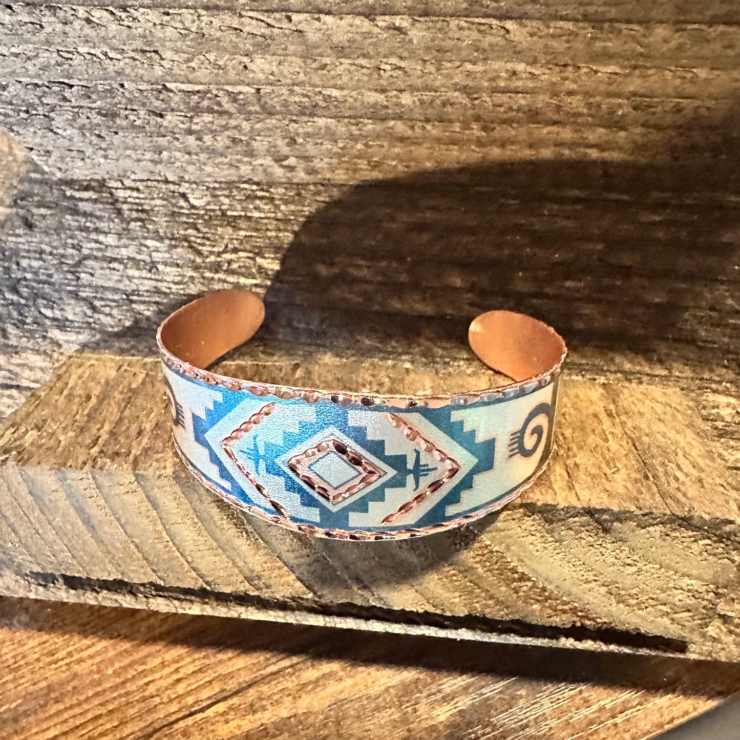 Handmade Boho Copper Wide Cuff Bracelet, Diamond Cut Navajo Native Design, Gift Box - Silver Elegant