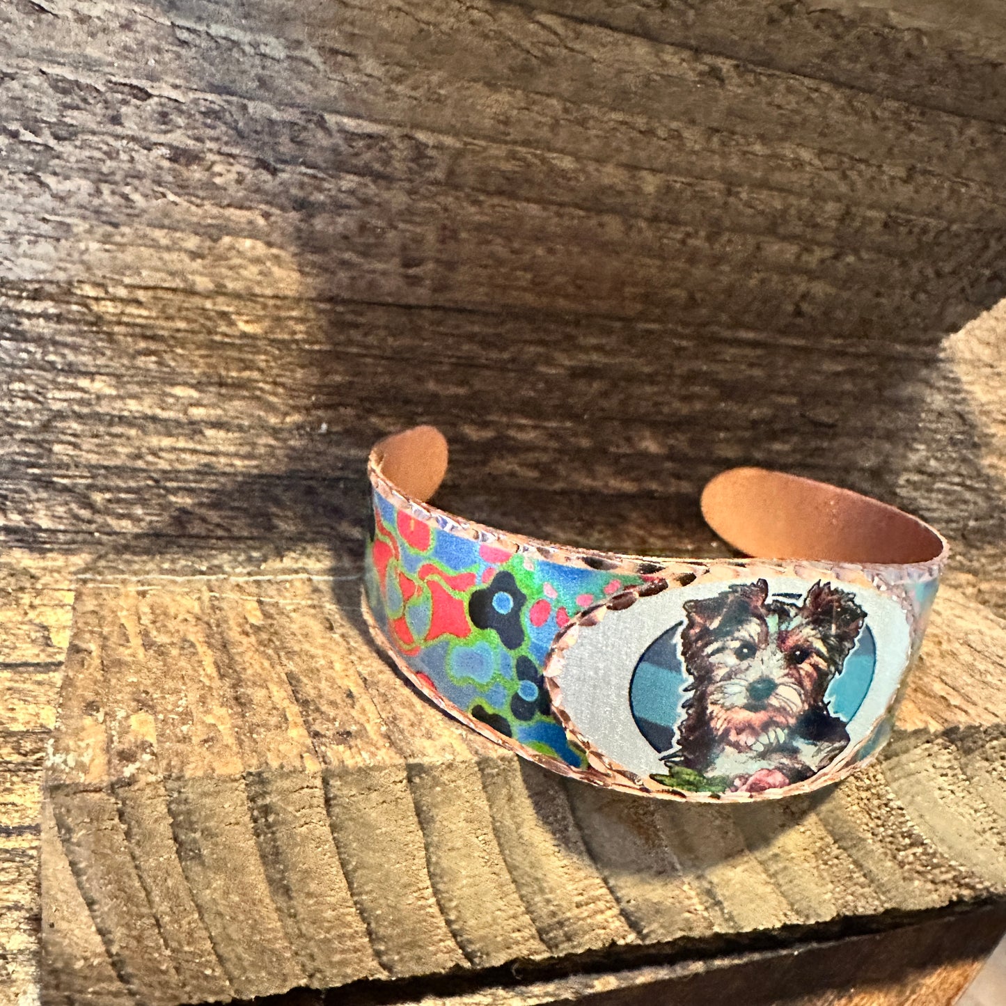 Handmade Boho Copper Wide Cuff Bracelet, Diamond Cut Yorkshire Terroir Dog Design, Gift Box - Silver Elegant