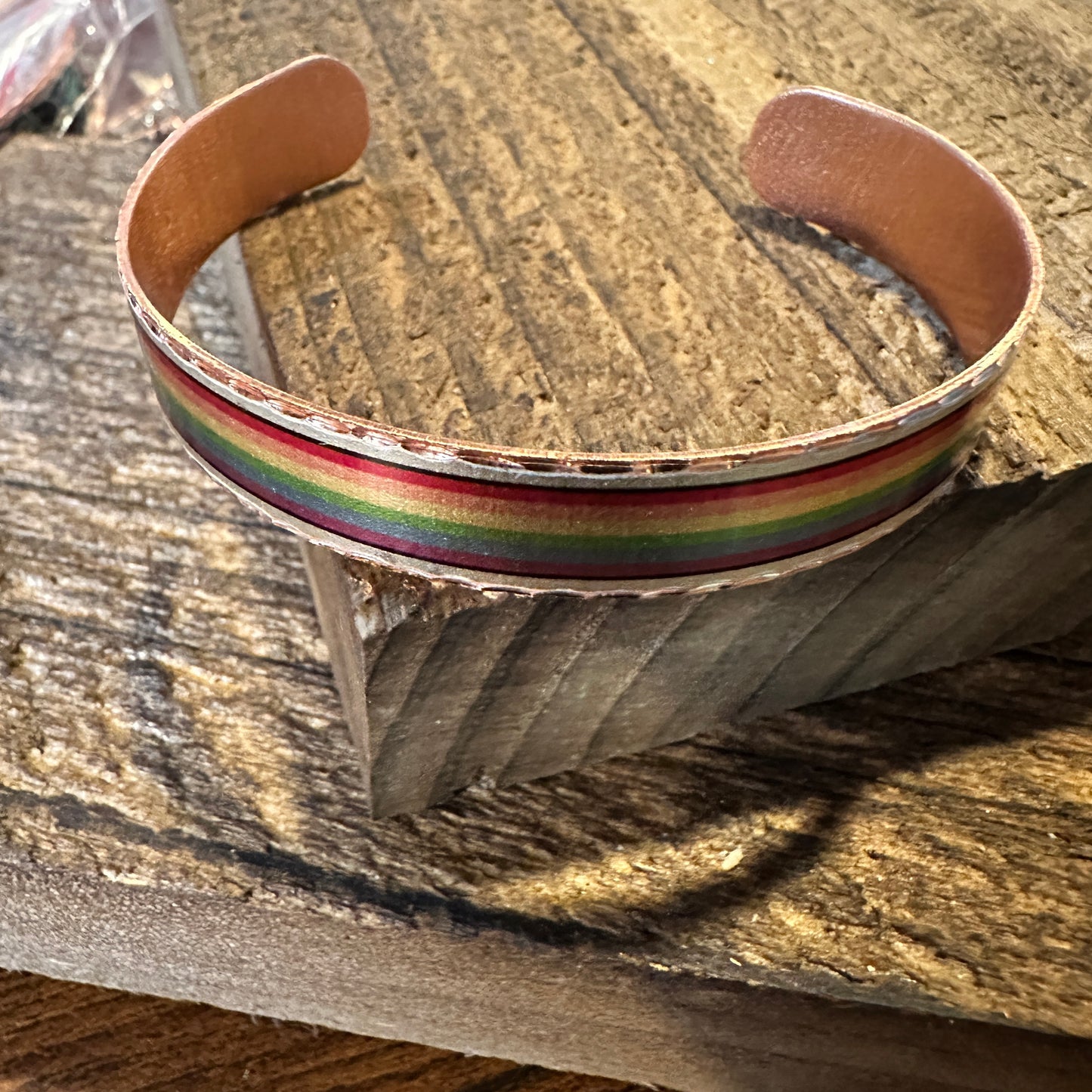Handmade Boho Copper Narrow Cuff Bracelet, Diamond Cut Rainbow Pride Design, Gift Box - Silver Elegant