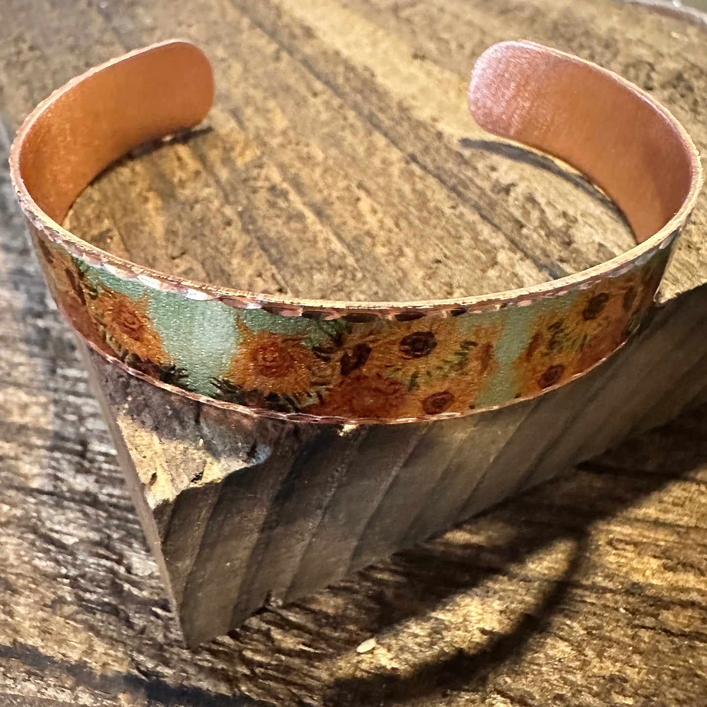 Handmade Boho Copper Narrow Cuff Bracelet, Diamond Cut Van Gogh Sunflowers Bracelet, Gift Box - Silver Elegant