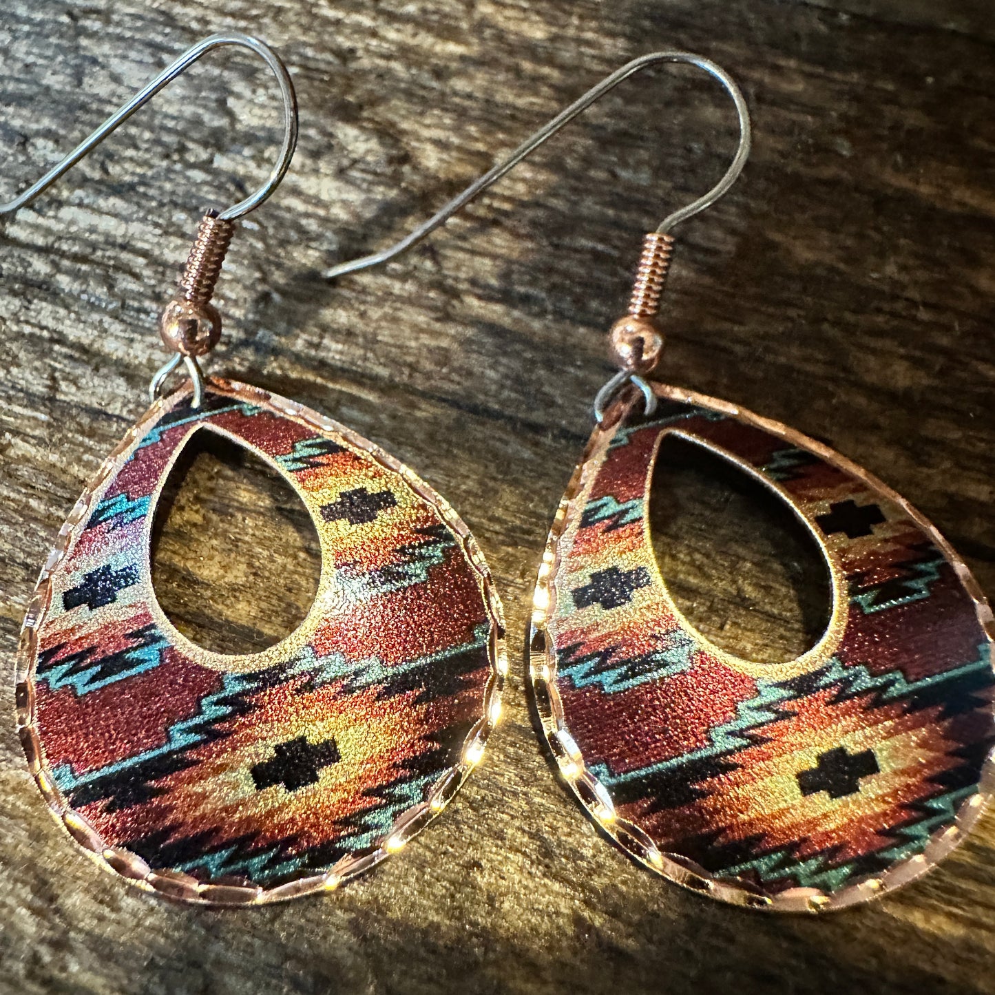 Handmade Boho Copper Earrings, Diamond Cut Southwestern Native Drop Earrings, Gift Box - Silver Elegant