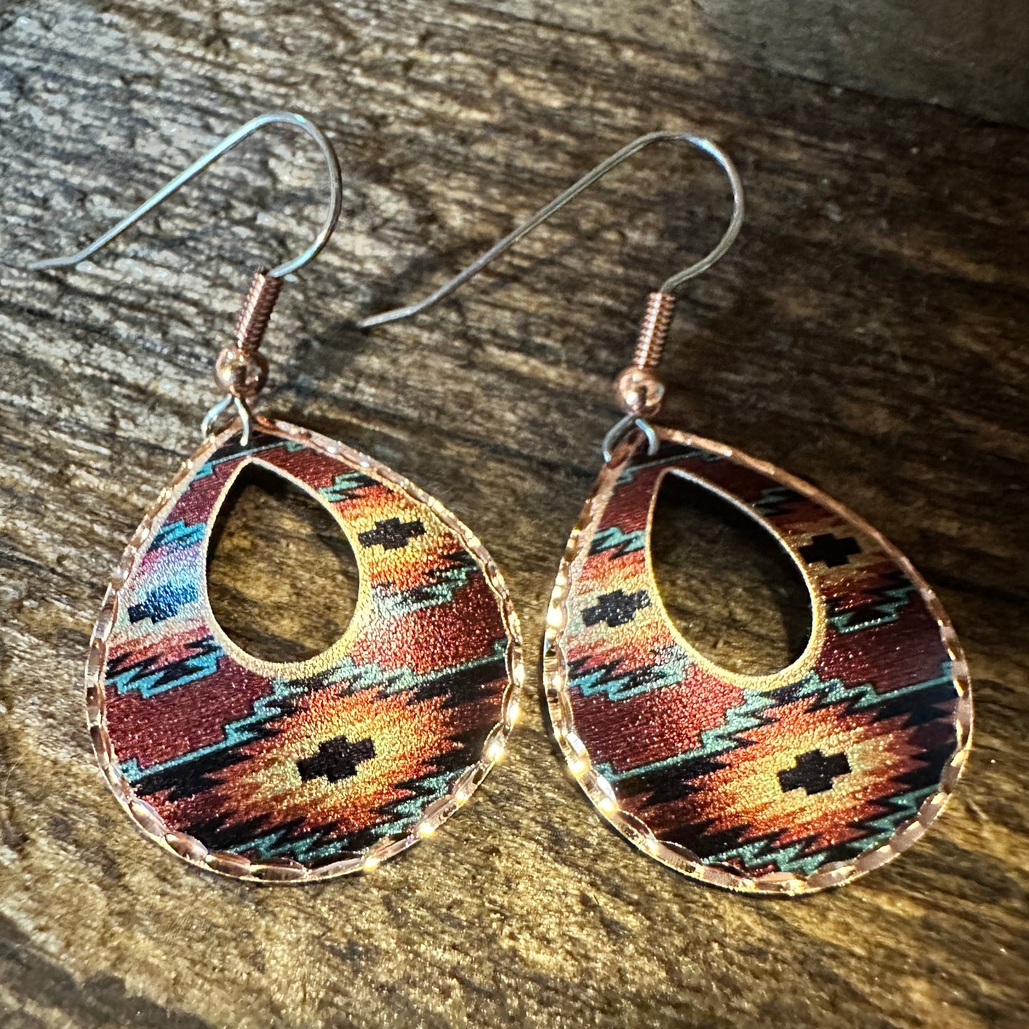 Handmade Boho Copper Earrings, Diamond Cut Southwestern Native Drop Earrings, Gift Box - Silver Elegant