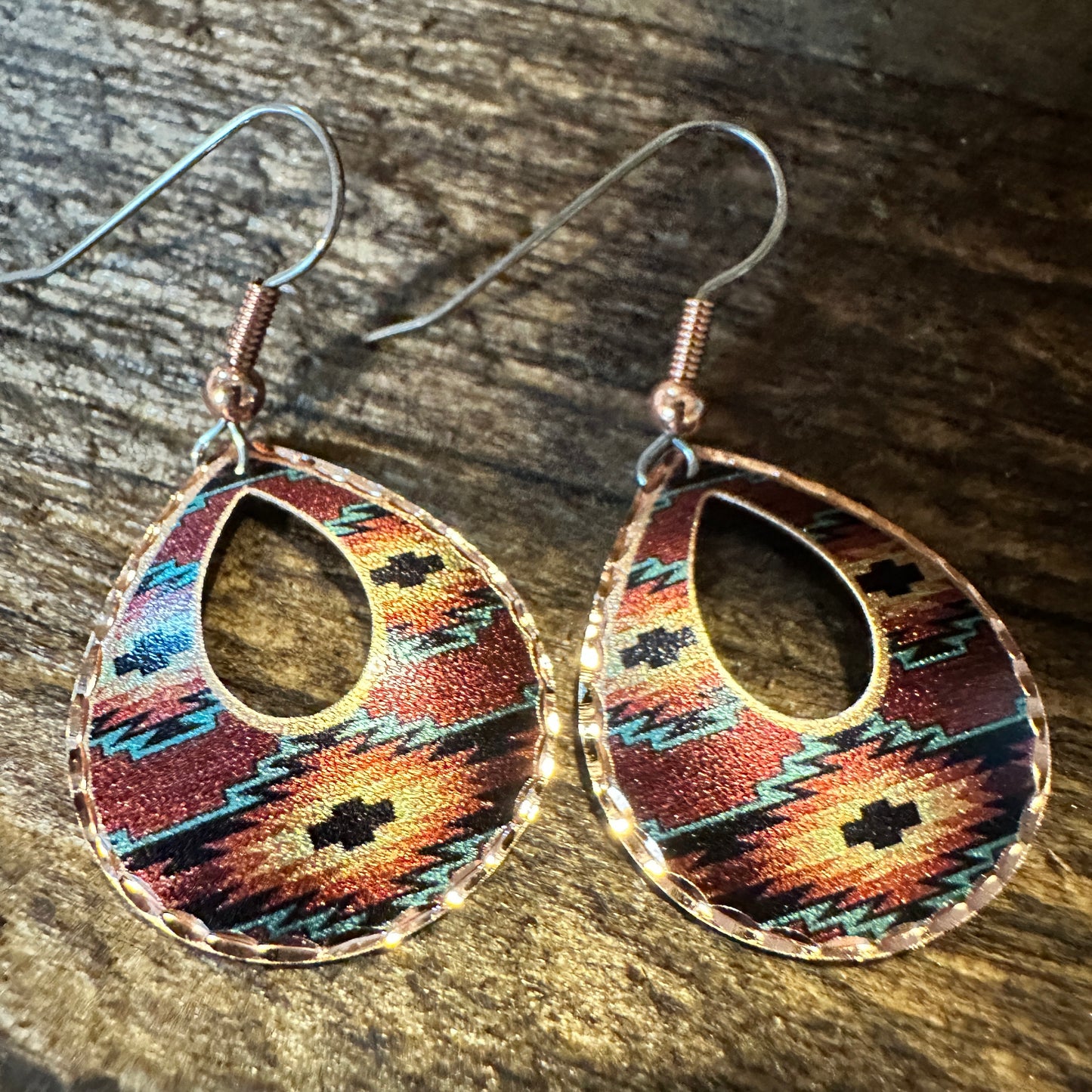 Handmade Boho Copper Earrings, Diamond Cut Southwestern Native Drop Earrings, Gift Box - Silver Elegant