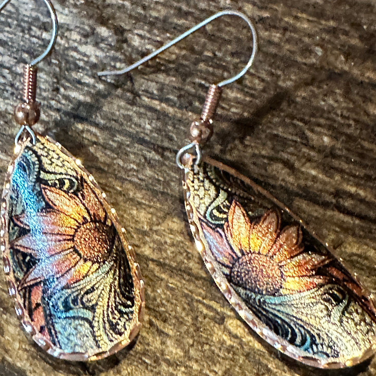 Handmade Boho Copper Earrings, Diamond Cut Sunflower Native American Earrings, Gift Box - Silver Elegant
