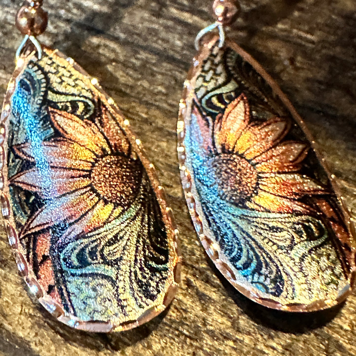 Handmade Boho Copper Earrings, Diamond Cut Sunflower Native American Earrings, Gift Box - Silver Elegant