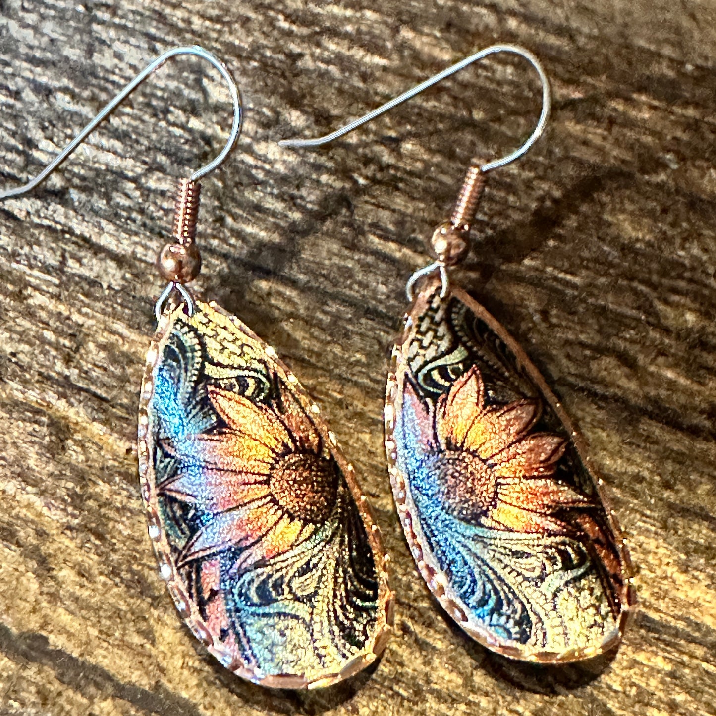 Handmade Boho Copper Earrings, Diamond Cut Sunflower Native American Earrings, Gift Box - Silver Elegant