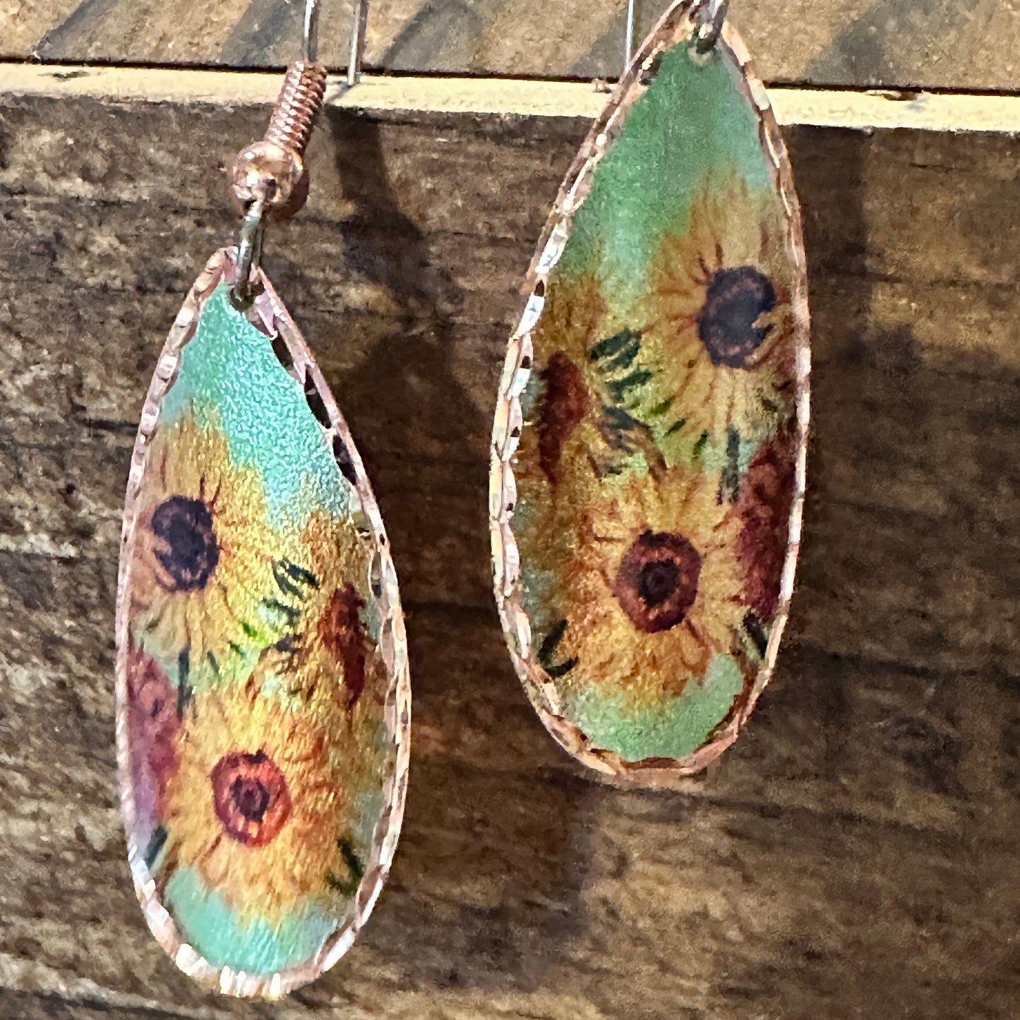 Handmade Boho Copper Narrow Cuff Bracelet, Diamond Cut Van Gogh Sunflowers Bracelet, Gift Box - Silver Elegant
