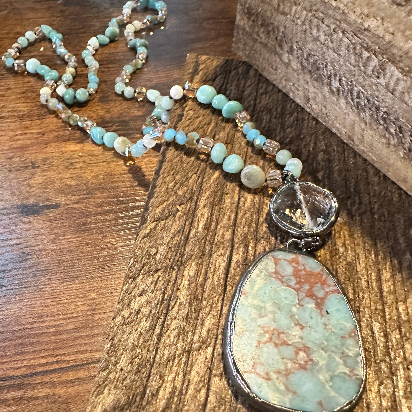 Handmade Boho Natural Stone Bead Necklace, Green Agate Pendant Necklace, Gift Box - Silver Elegant