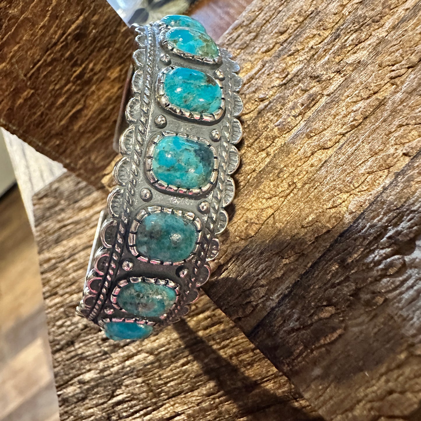 Native American Rayna Turquoise Cuff Bracelet - Sterling Silver & Unique Turquoise Stone, Gift-Ready Elegance - Silver Elegant