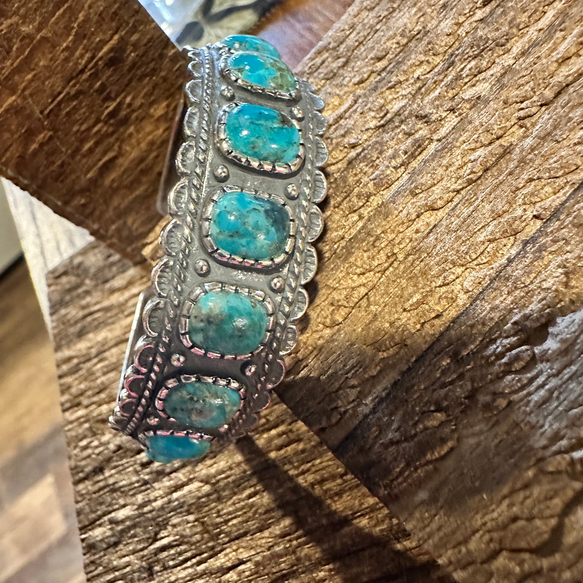 Native American Rayna Turquoise Cuff Bracelet - Sterling Silver & Unique Turquoise Stone, Gift-Ready Elegance - Silver Elegant