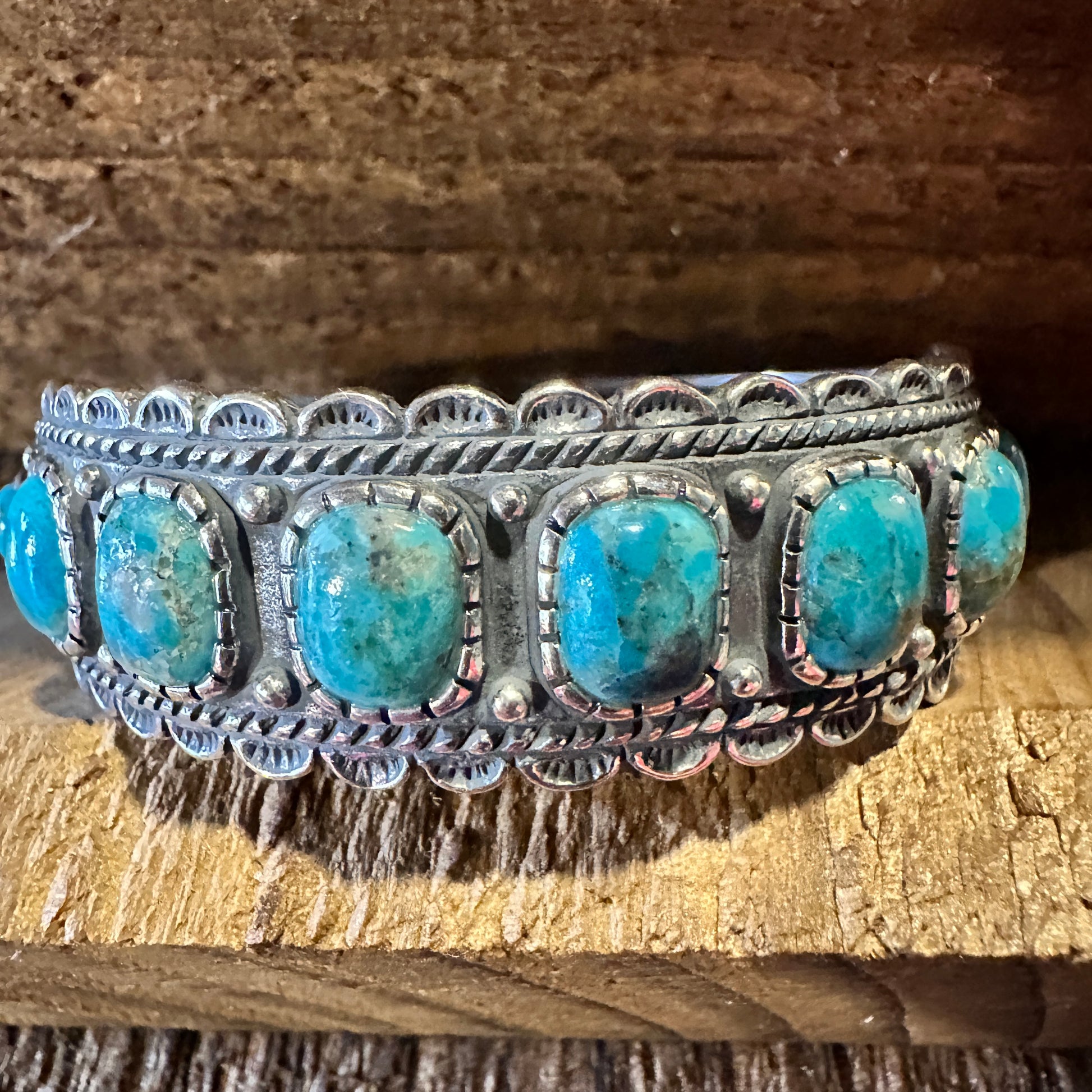 Native American Rayna Turquoise Cuff Bracelet - Sterling Silver & Unique Turquoise Stone, Gift-Ready Elegance - Silver Elegant