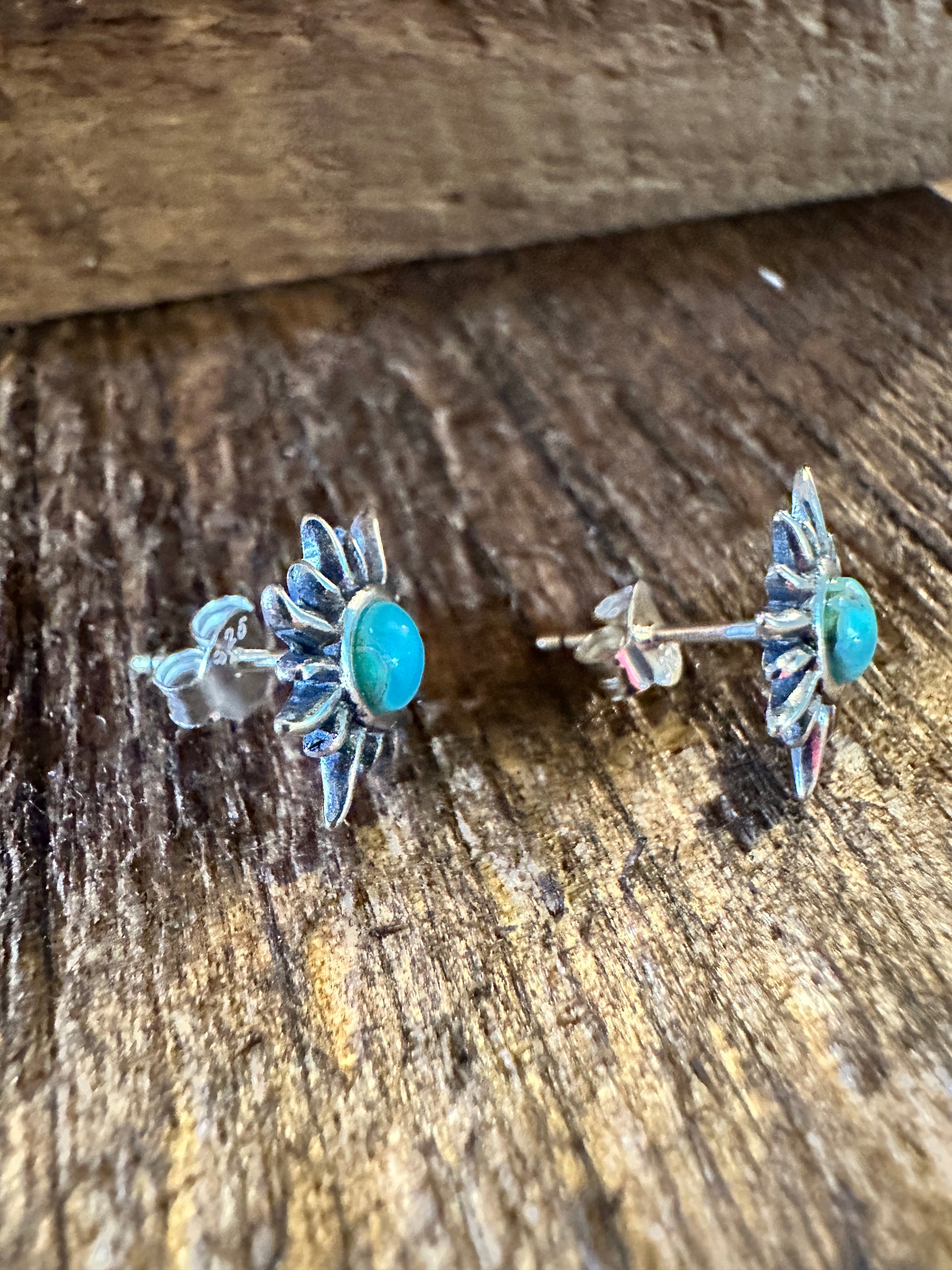Navajo Sunburst Turquoise Earrings in Sterling Silver - Elegant Gift Box Included - Silver Elegant