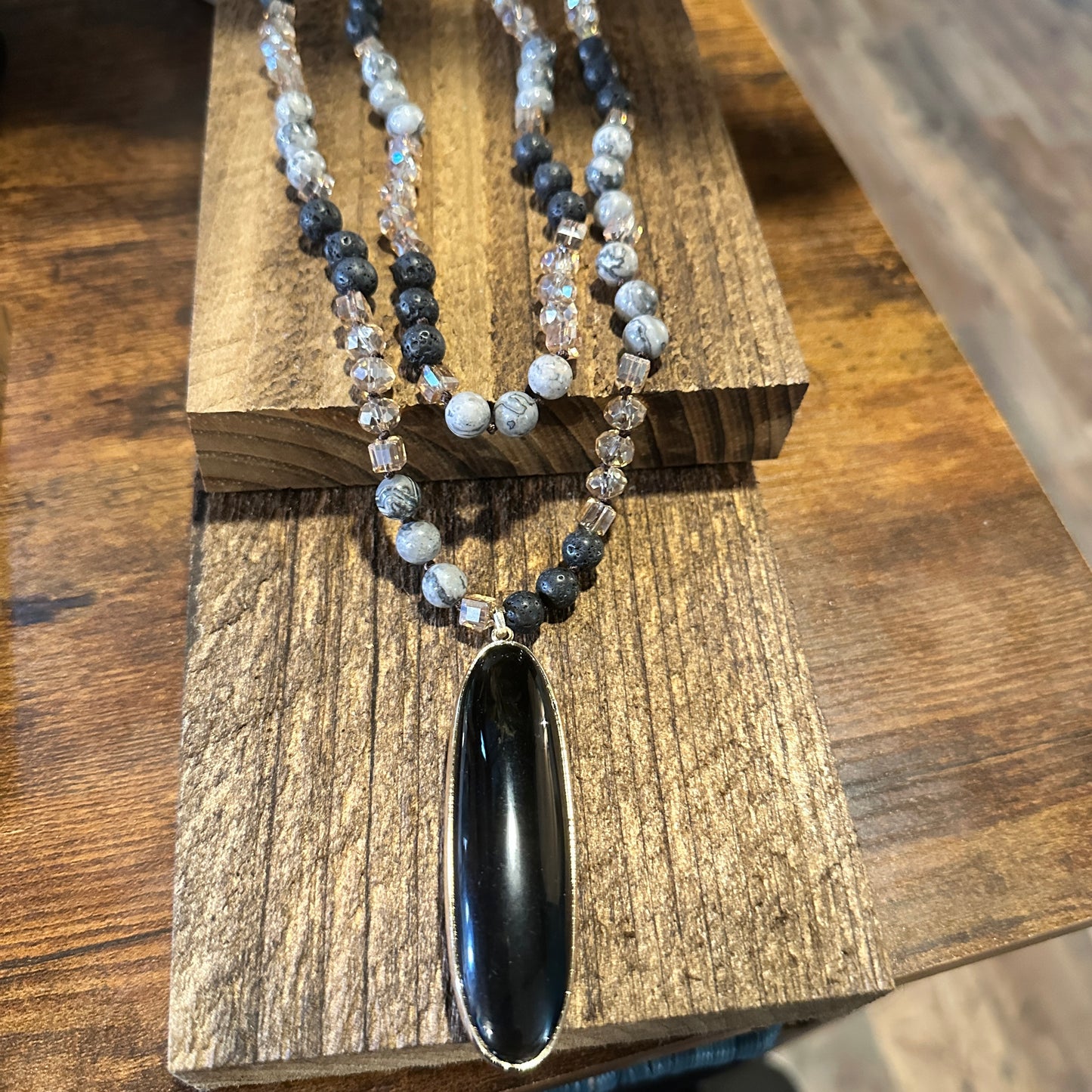 Bohemian Vintage Natural Stone and Glass Beaded Knot Necklace, Black Elongated Agate Pendant, Gift Box - Silver Elegant
